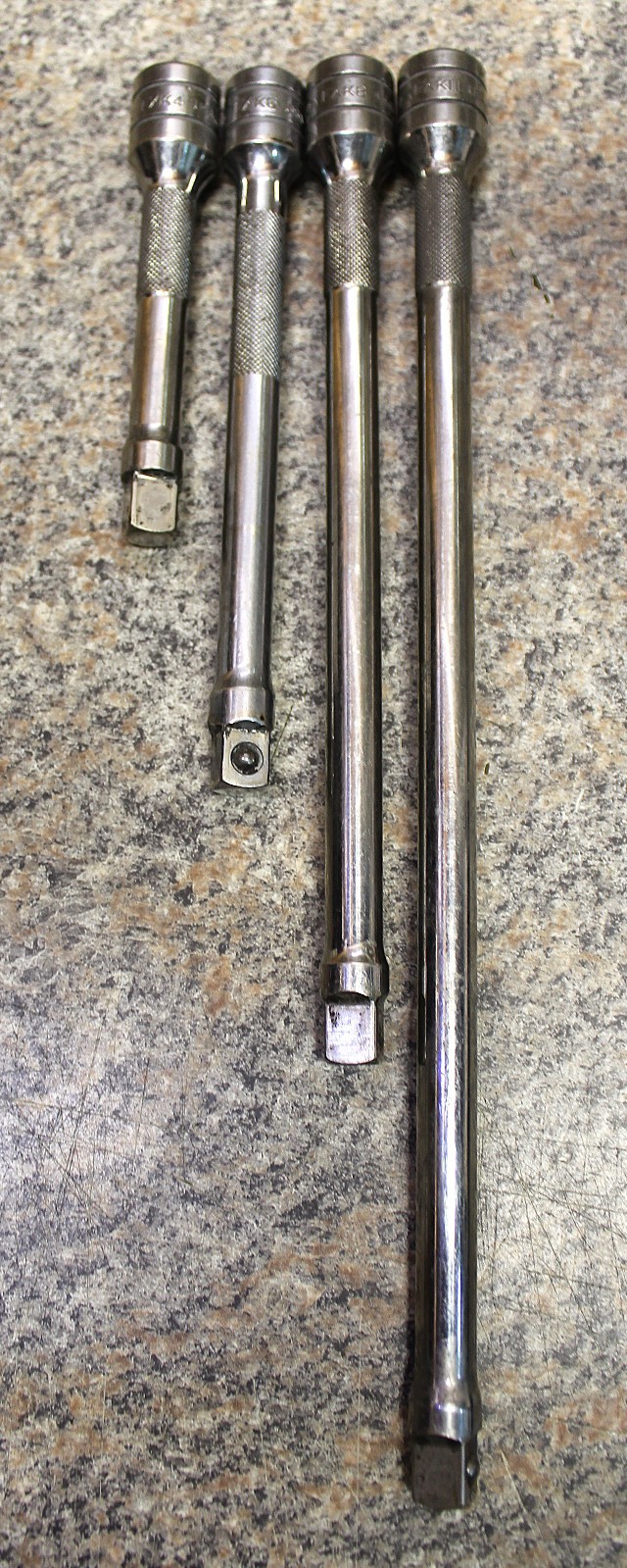 Snap-On Knurled Friction Ball Extension Tool Set