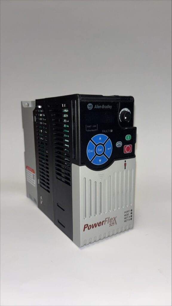 Allen-Bradly PowerFlex 525 VFD 3HP 200-240V 25B-B011N104 / 25BB011N104