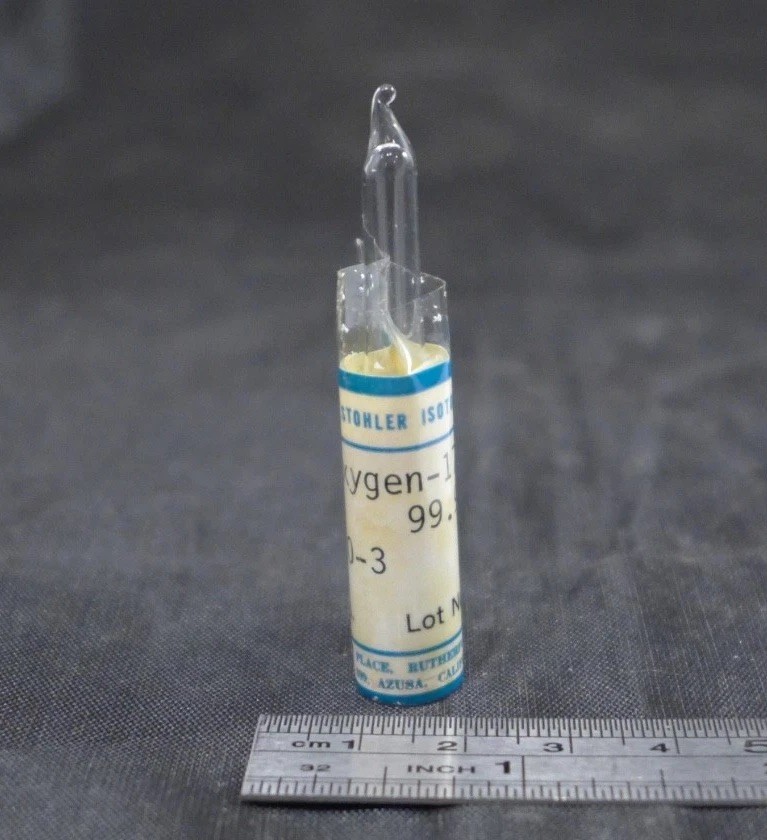 STOHLER ISOTOPE D217O Deuterium Oxide, 10% O-17 (99.9 atom% D) 0.5g ampule #SO-3