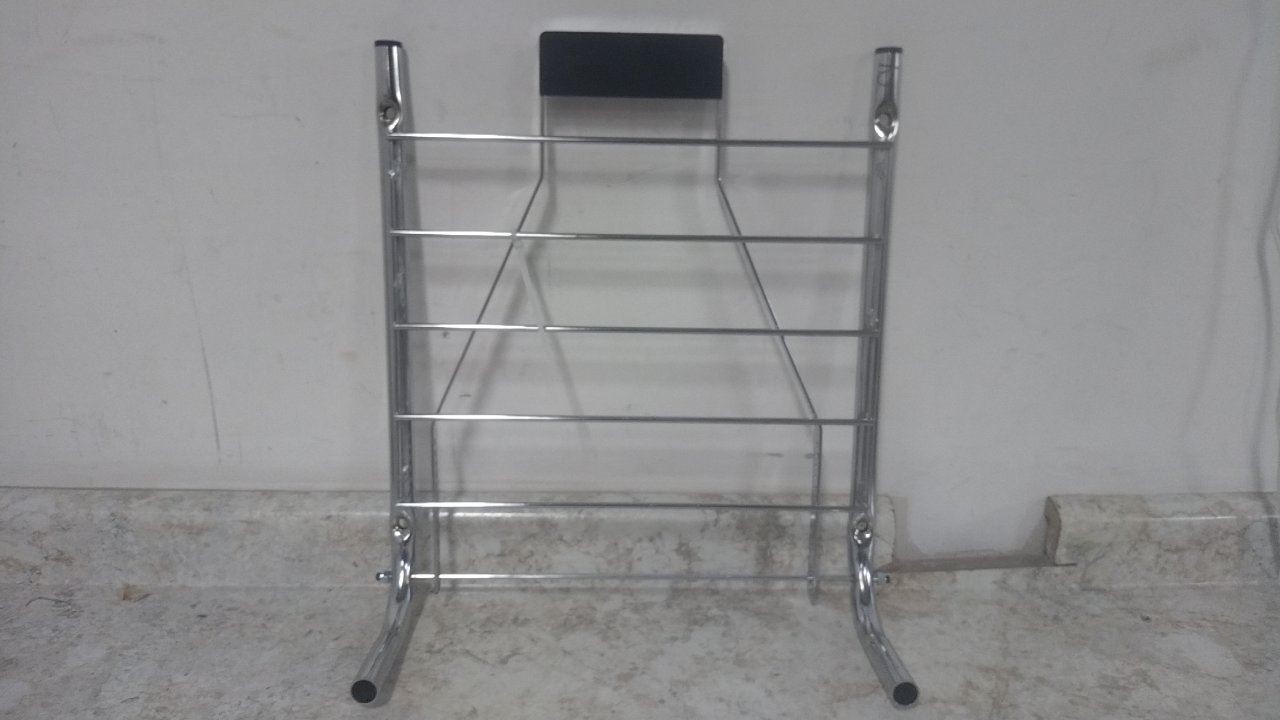R&B Wire Products Inc. 692 30 Lb Weight Cap 3.5 Cu Ft Total Volume Hamper Frame