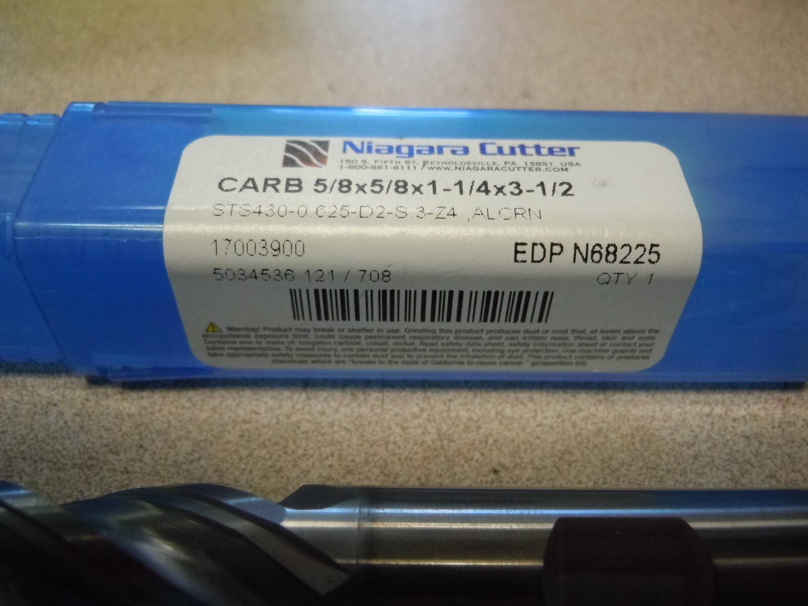 Niagara Cutter CARB 5/8×5/8×1-1/4×3-1/2 C430-0.625-D2-S.0-Z4 TIALN