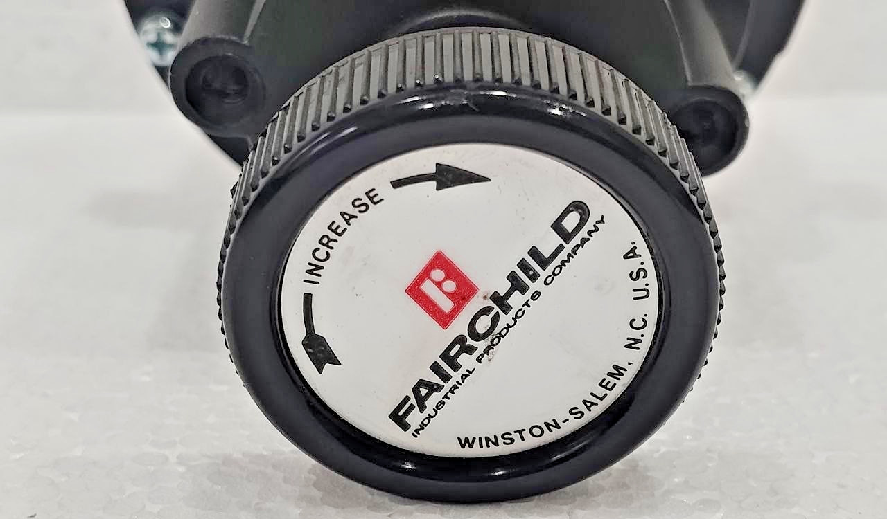 FAIRCHILD INDUSTRIAL 4000A 4064A PRECISION PRESSURE REGULATOR 250 PSI NEW