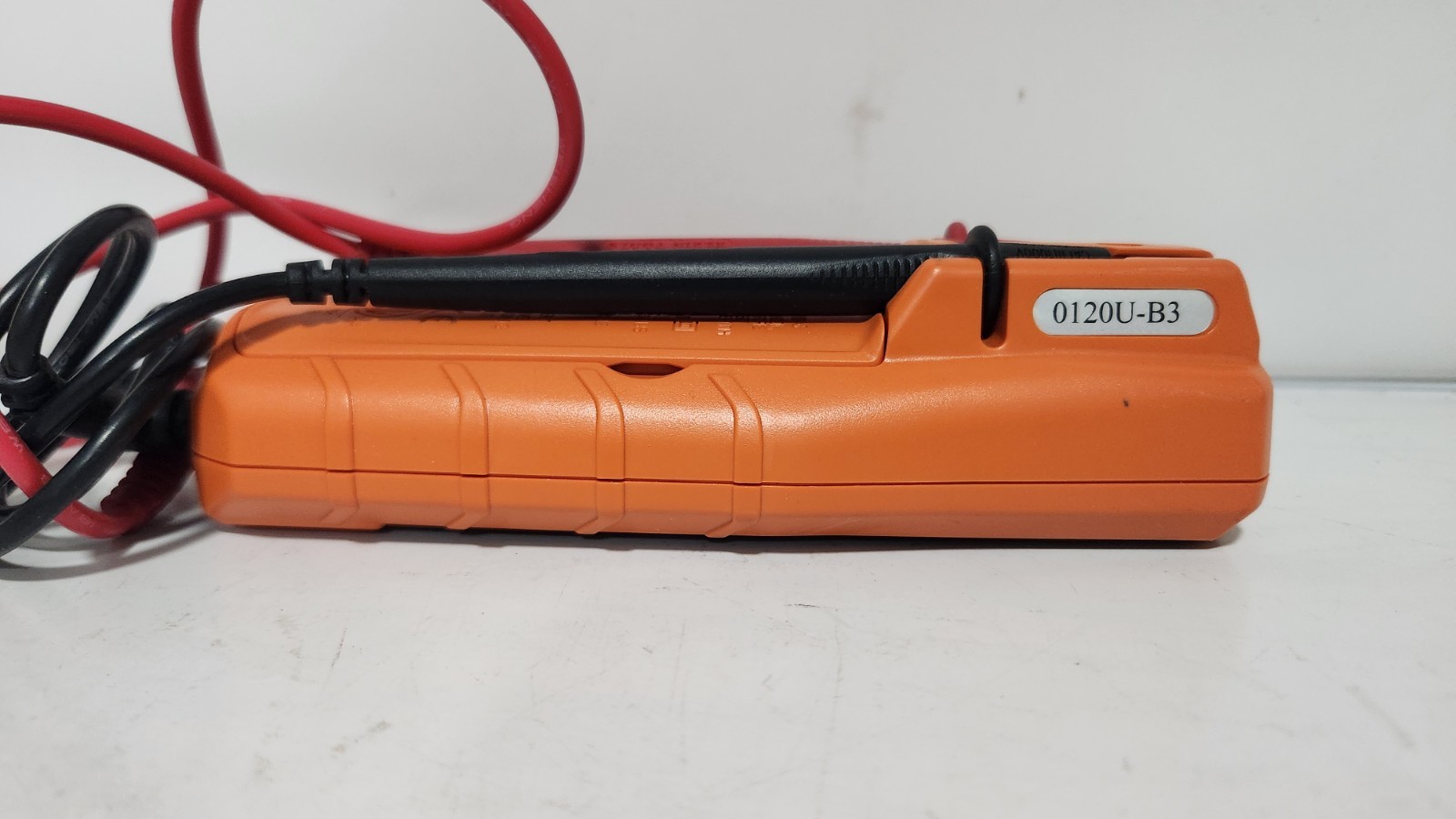 Klein Tools Tough Meter IP53 ET250 Voltage Tester Cat IV 600V + Leads – Tested
