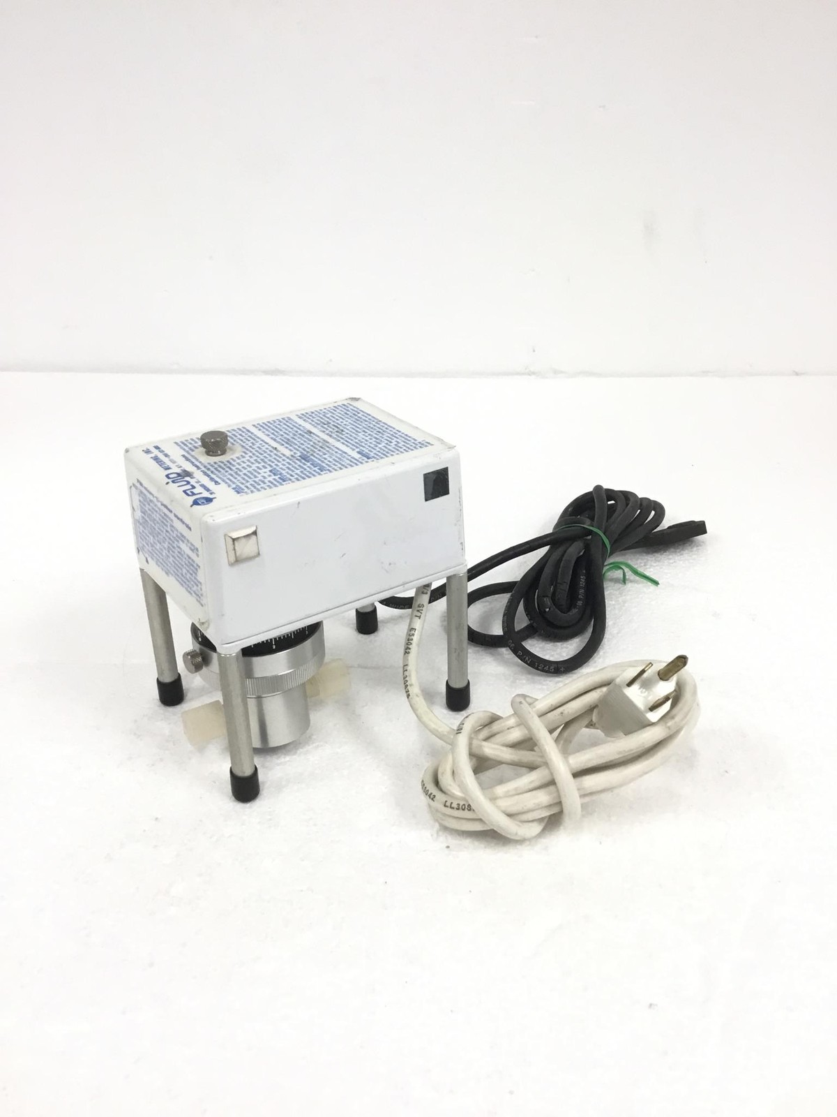 Fluid Metering FMI Micro II-Petter Low Flow Meter Pump 110V, 60Hz, WORKING