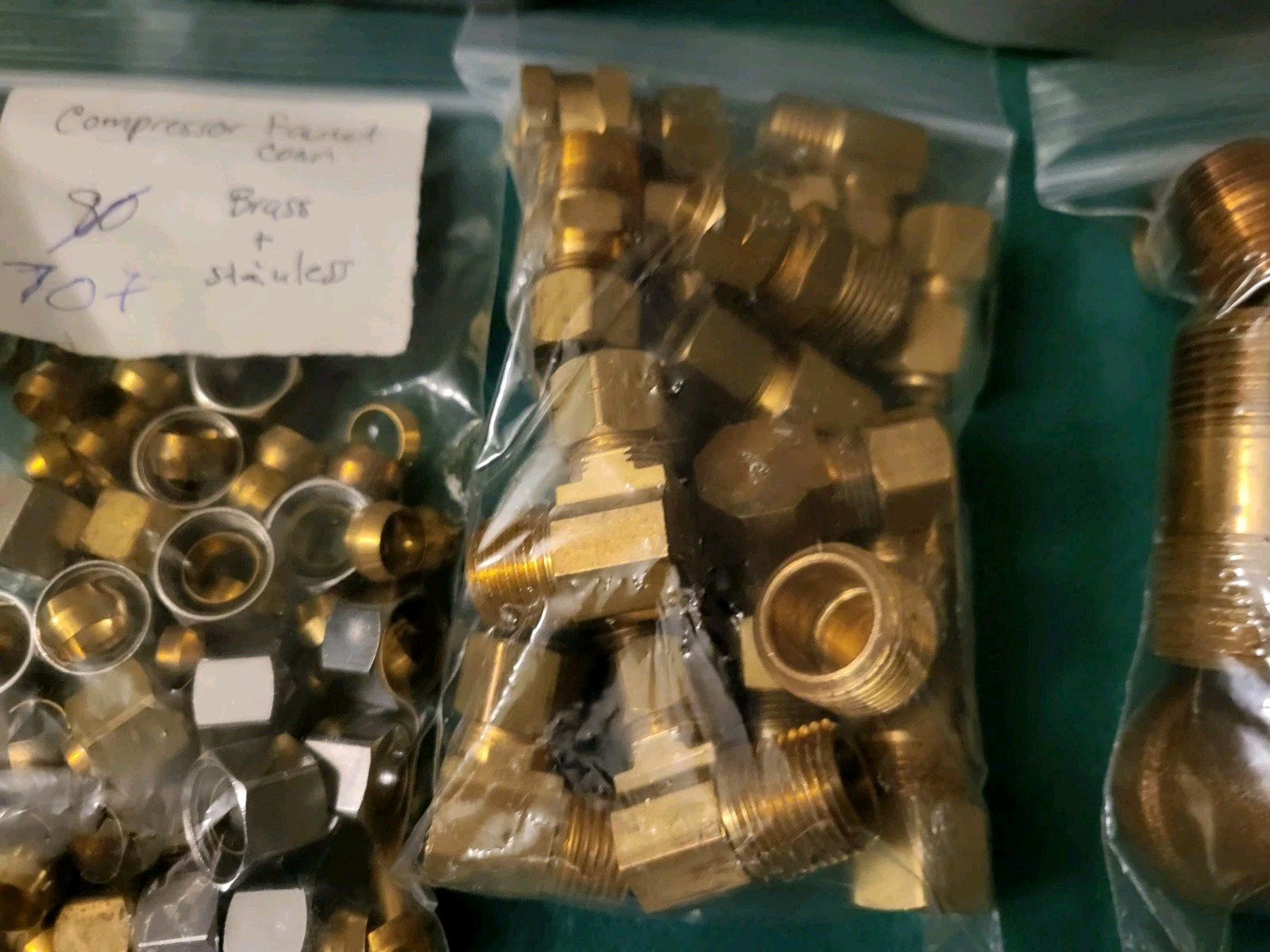 HUGE LOT OF BRASS FITTINGS, CONNECTORS FEW PLASTIC, IRON OVER 340 PIECES 24LBS