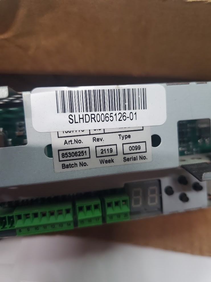ASSA ABLOY SL500 Besam Automatic Door Control Unit SLHDR0065126-01 V7.0