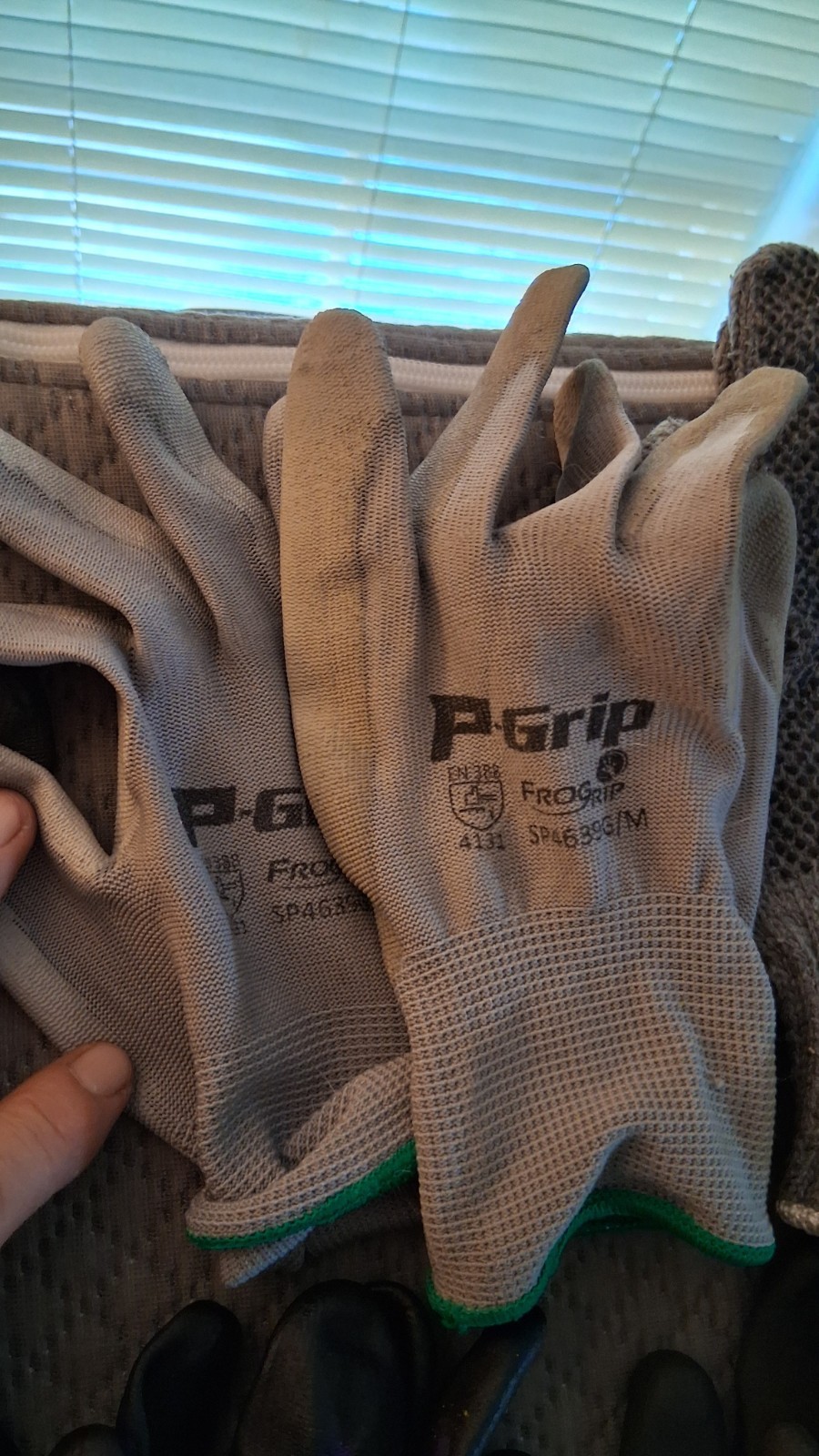 Eight random pair of gloves