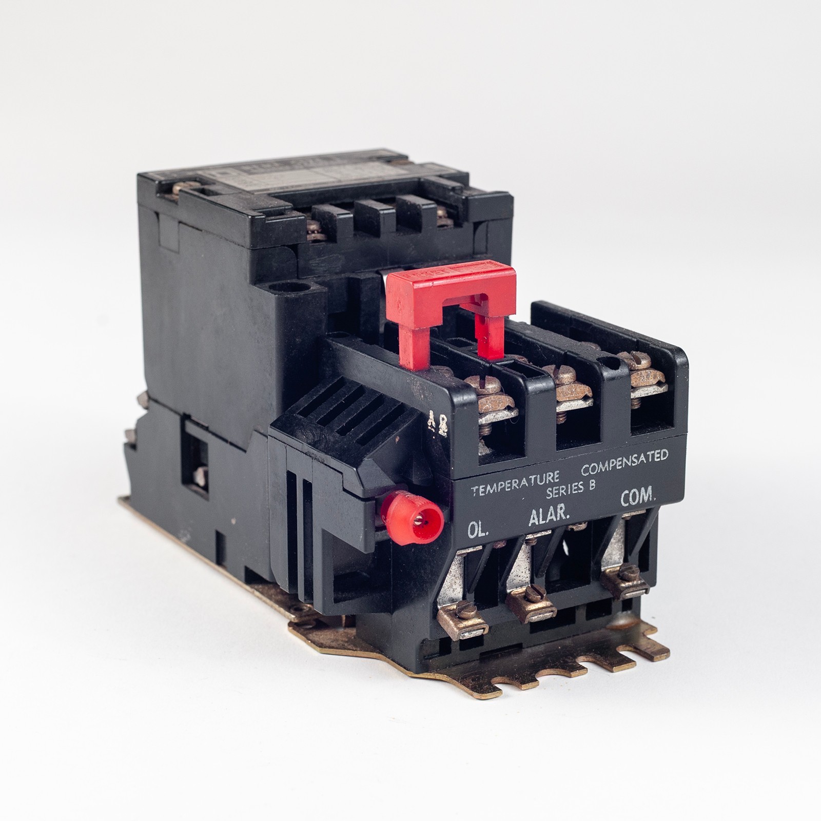 SQUARE D ~ 8502 SCO-2 Form S Series A 600V NEMA Size 1 Contactor w/Enclosure