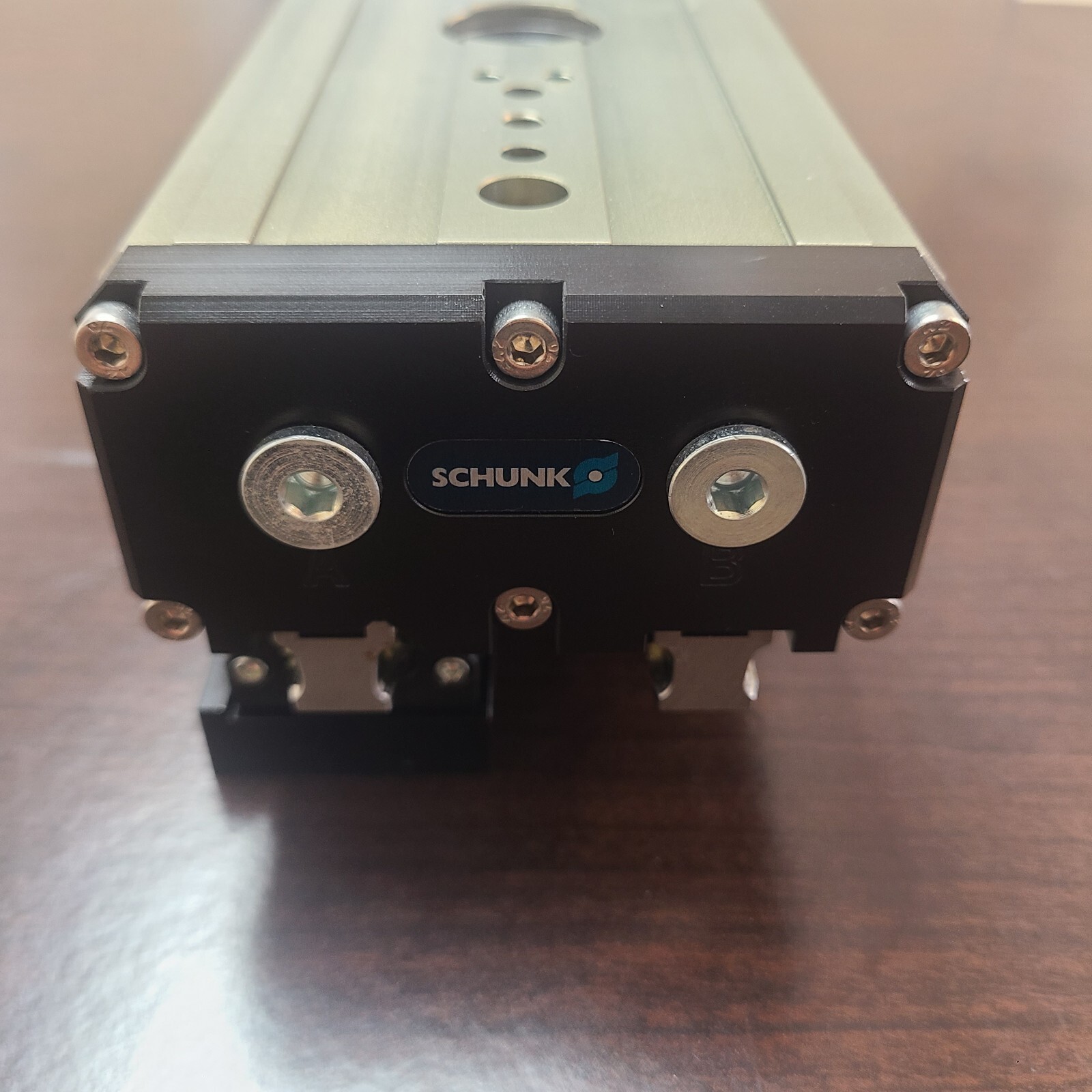Schunk PHL-W 32-040 / PHLW32040 Parallel Pneumatic Gripper for Robot EOAT