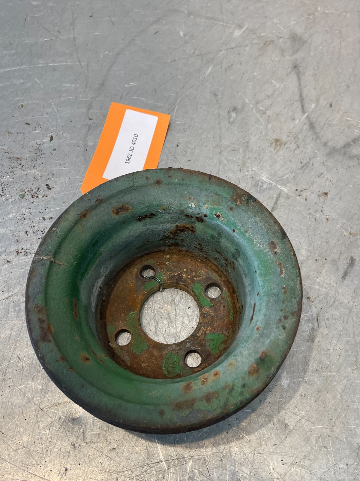 1962 John Deere 4010 Tractor Water Pump Pulley R26334