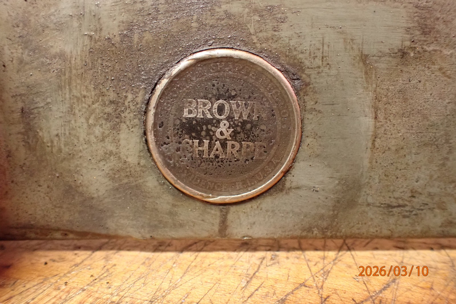 VINTAGE BROWN AND SHARPE CAST IRON GRINDING GRINDER DOG DAWG HOLDER STAND