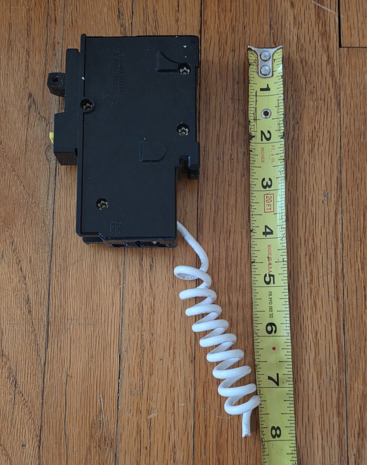 NEW Square D HOM120GFI Homeline Circuit Breaker 20A 1-Pole 120V