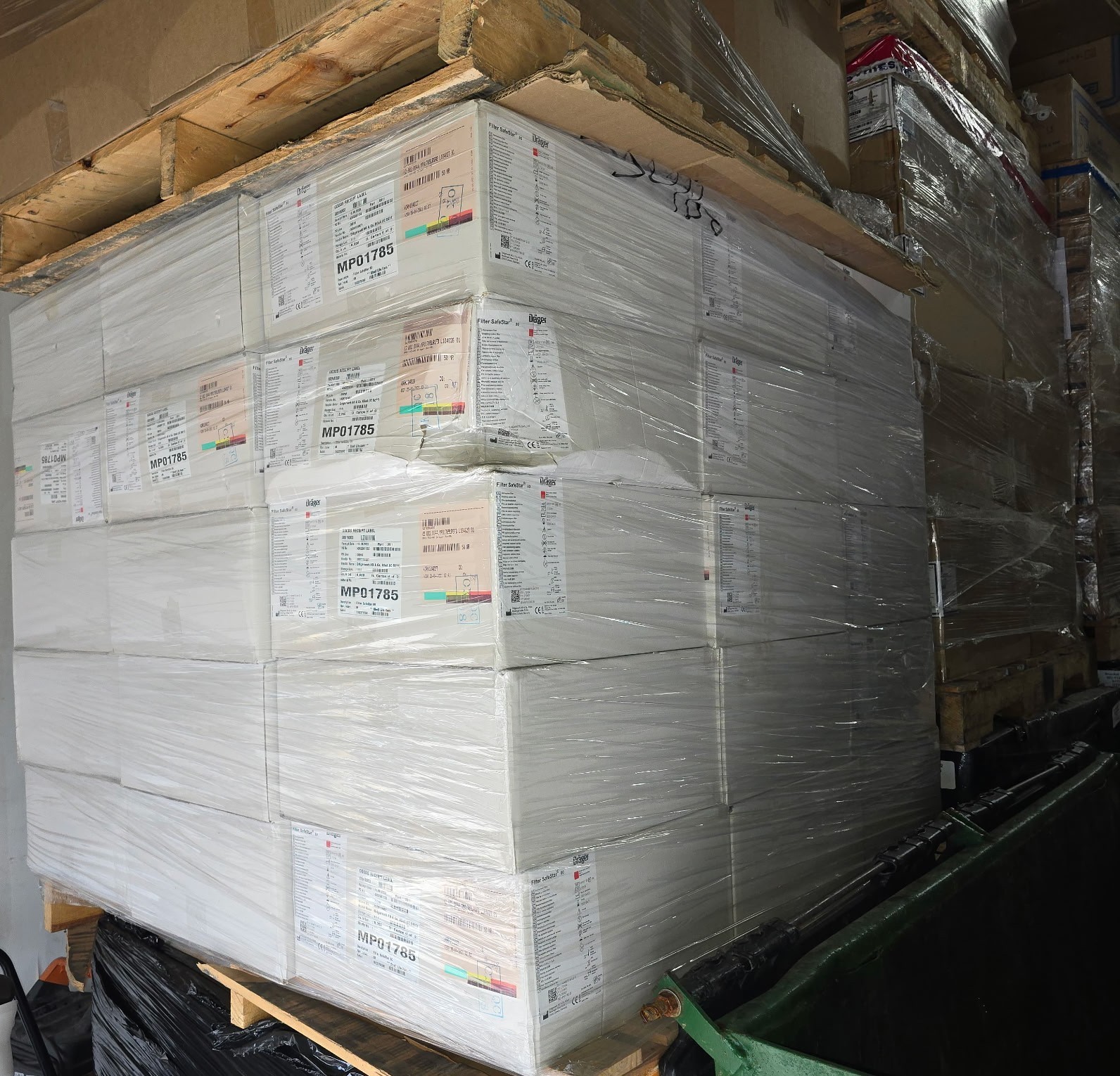 Case of 50 Drager SafeStar 80 HEPA breathing system filters Ref # MP01785,