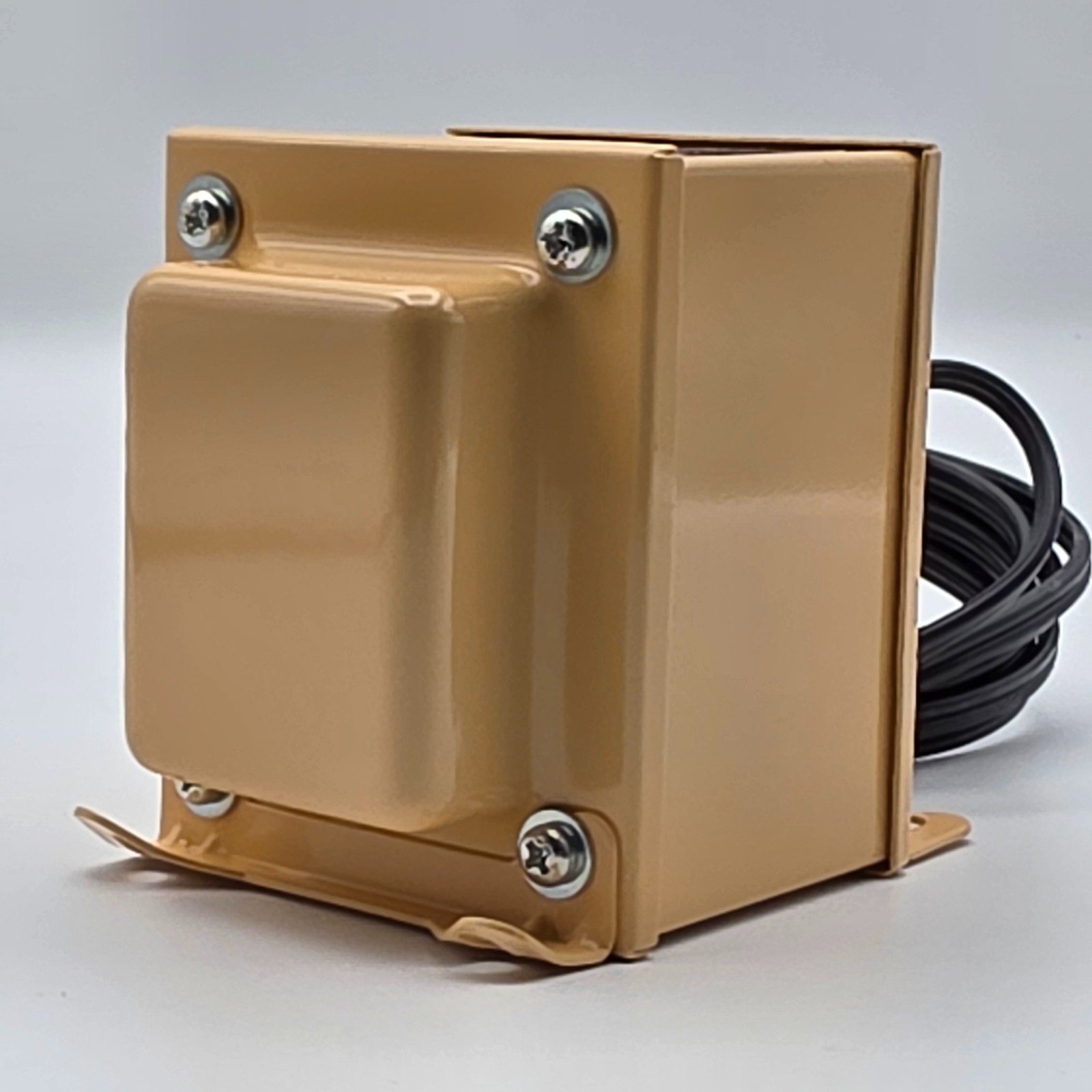 Nissyo NDF-550U Step Down Transformer 110V-130V 550W New From Japan 60018