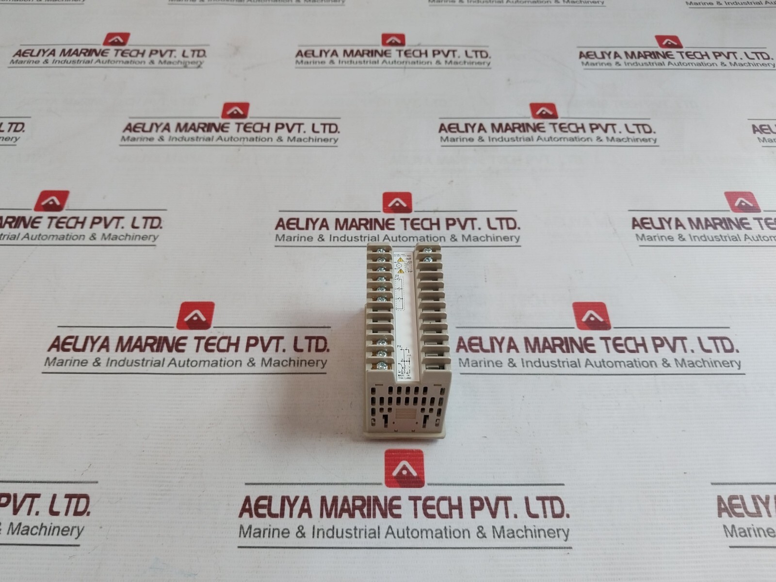 AZBIL SDC25 C25TC0UA1000 Single Loop Controller AC100-240V 50/60Hz 12VA 0-20mA