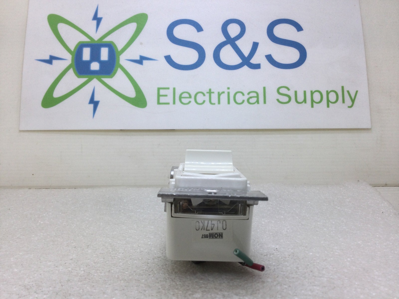 Leviton/Craftmade CM-3SSC/PW Single Gang Decora 3 Way/3 Speed Quite Fan Control