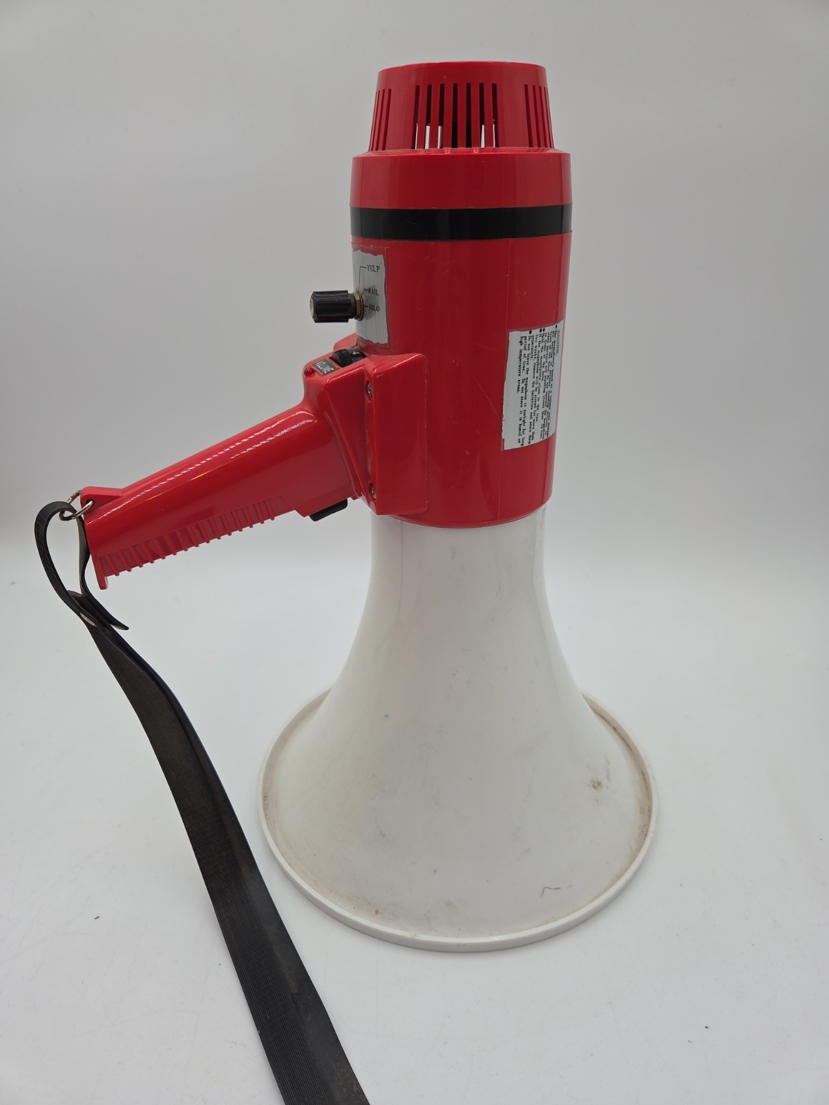 Galls Street Thunder Megaphone Bull Horn 15” W/ 9” Cone – Parts or Repair