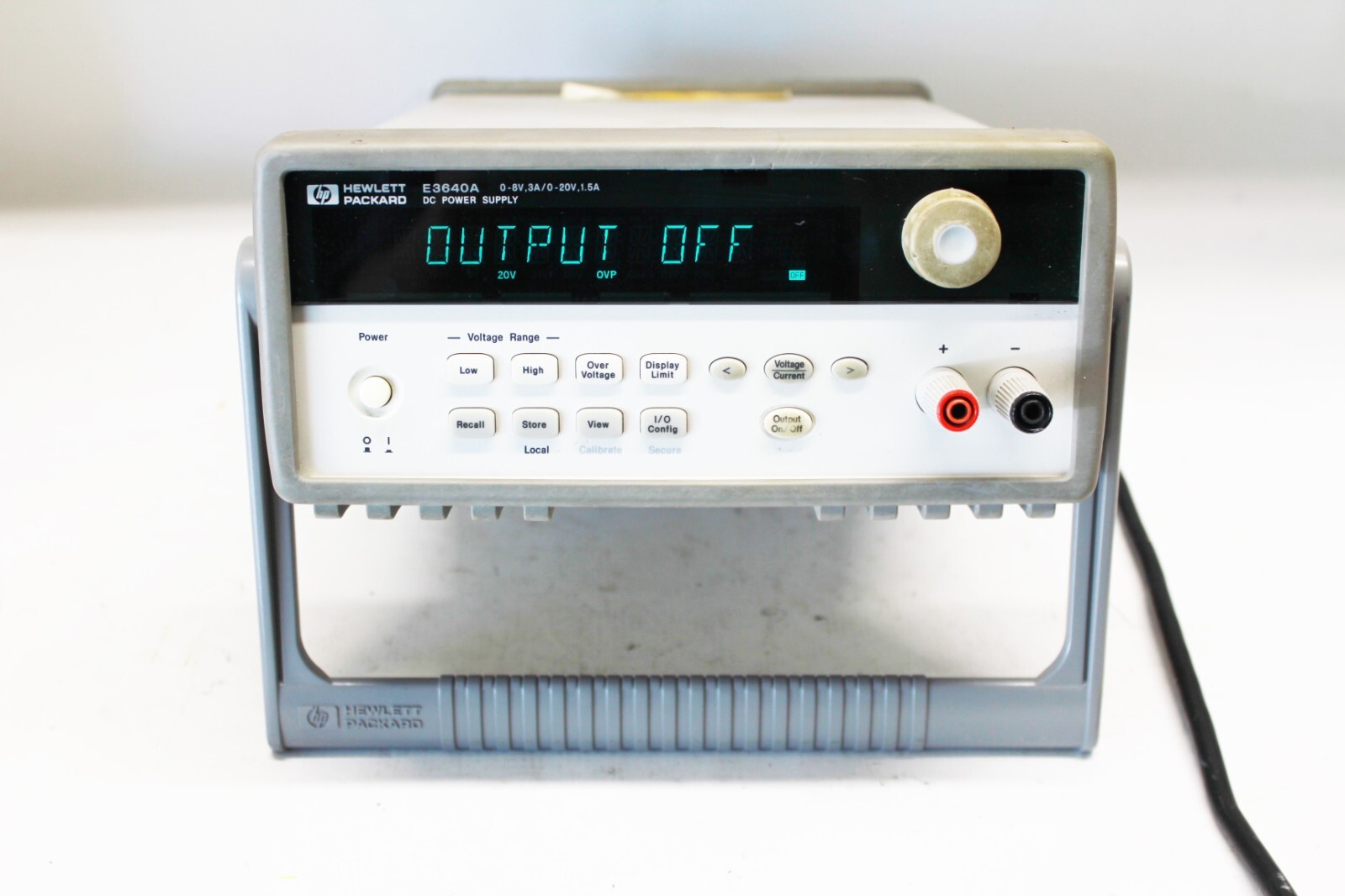 HP/ Keysight/Agilent E3640A DC Power Supply 0-8V, 3A/0-20V, 1.5A (4780)