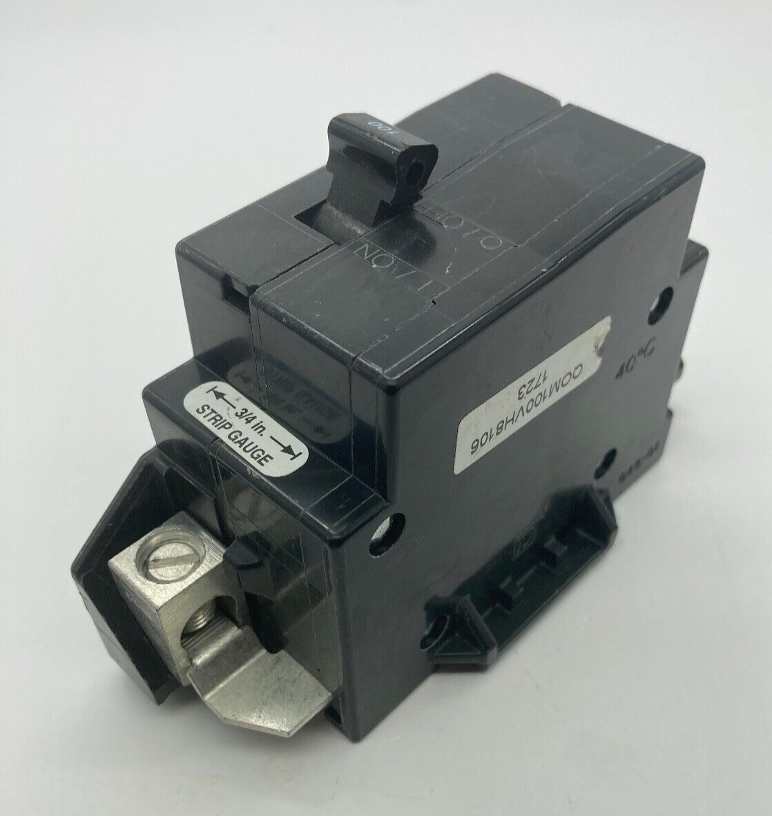 Square D QOM100VH8106 22kA 2 Pole 100 Amp QOM1 Bolt On Main Circuit Breaker NOS