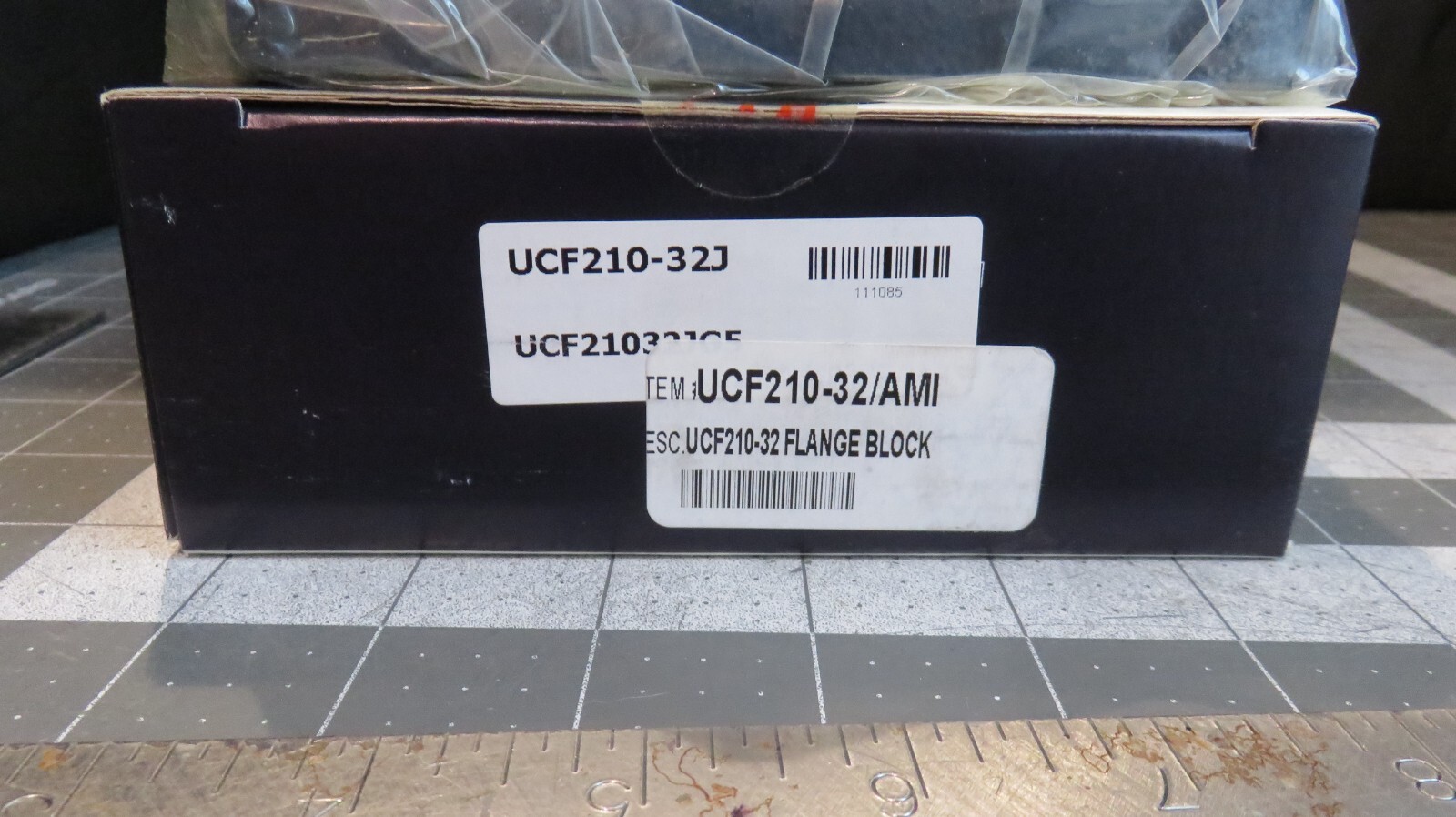 FYH UCF210-32 / AMI 4-Bolt Flange Mount Bearing 2″ Bore with Set Screw Fixed
