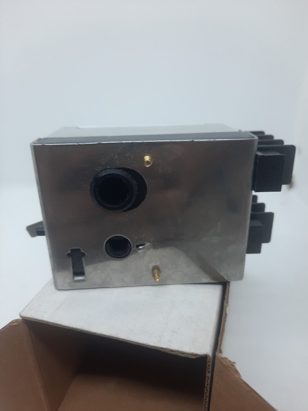 NEW Old Stock Schneider Electric AG13A02A Erie Pop Top Actuator