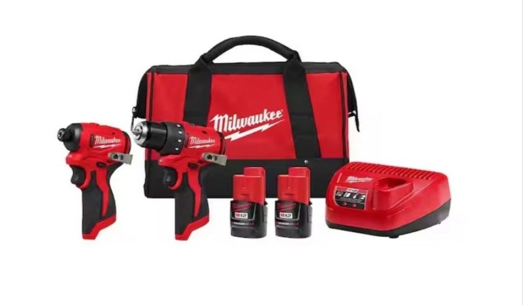 Milwaukee M12 3494-22 Subcompact 2-Tool Combo Kit Impact Driver & Drill/Driver