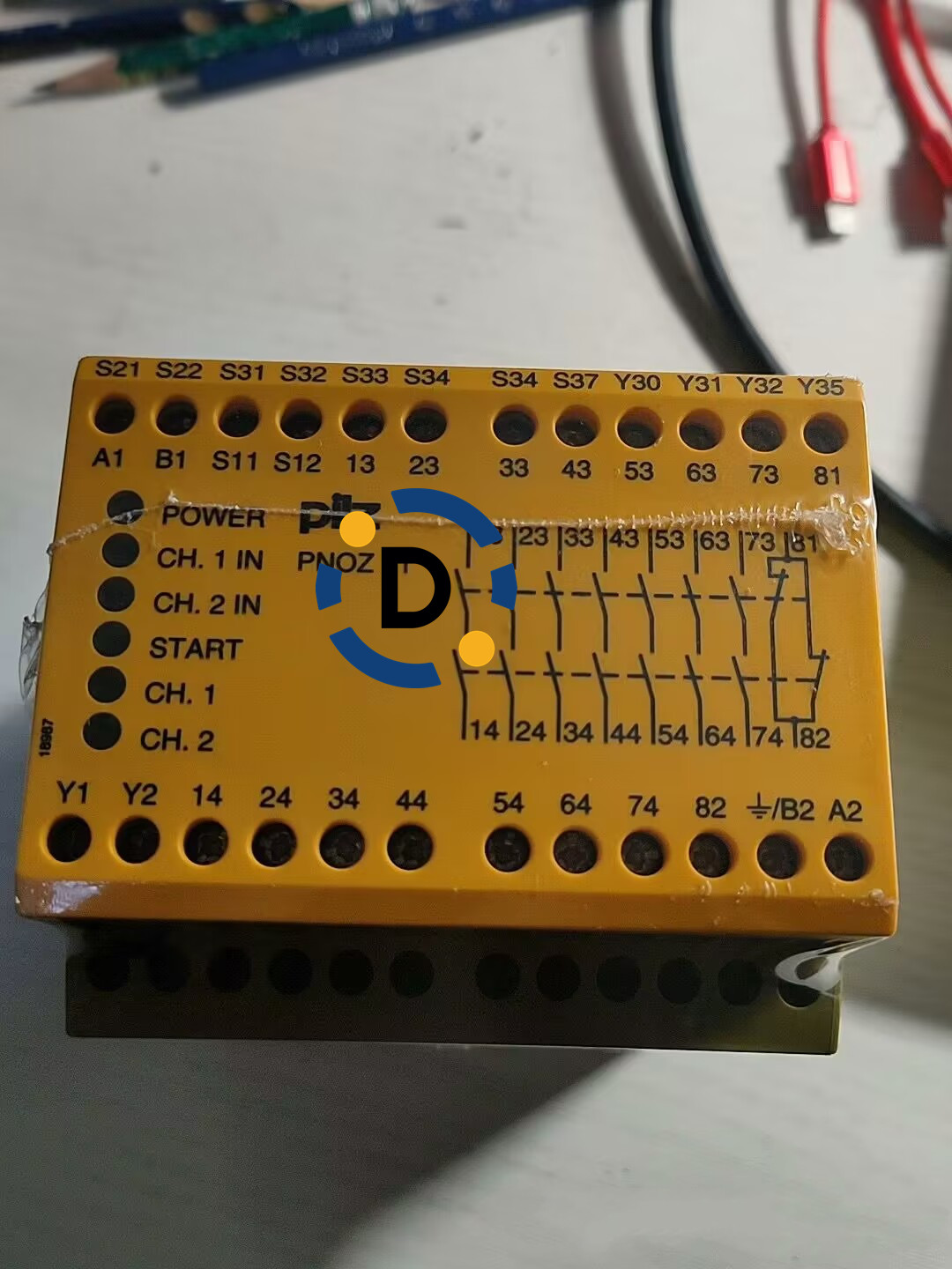 New Pilz 774080 safety relay