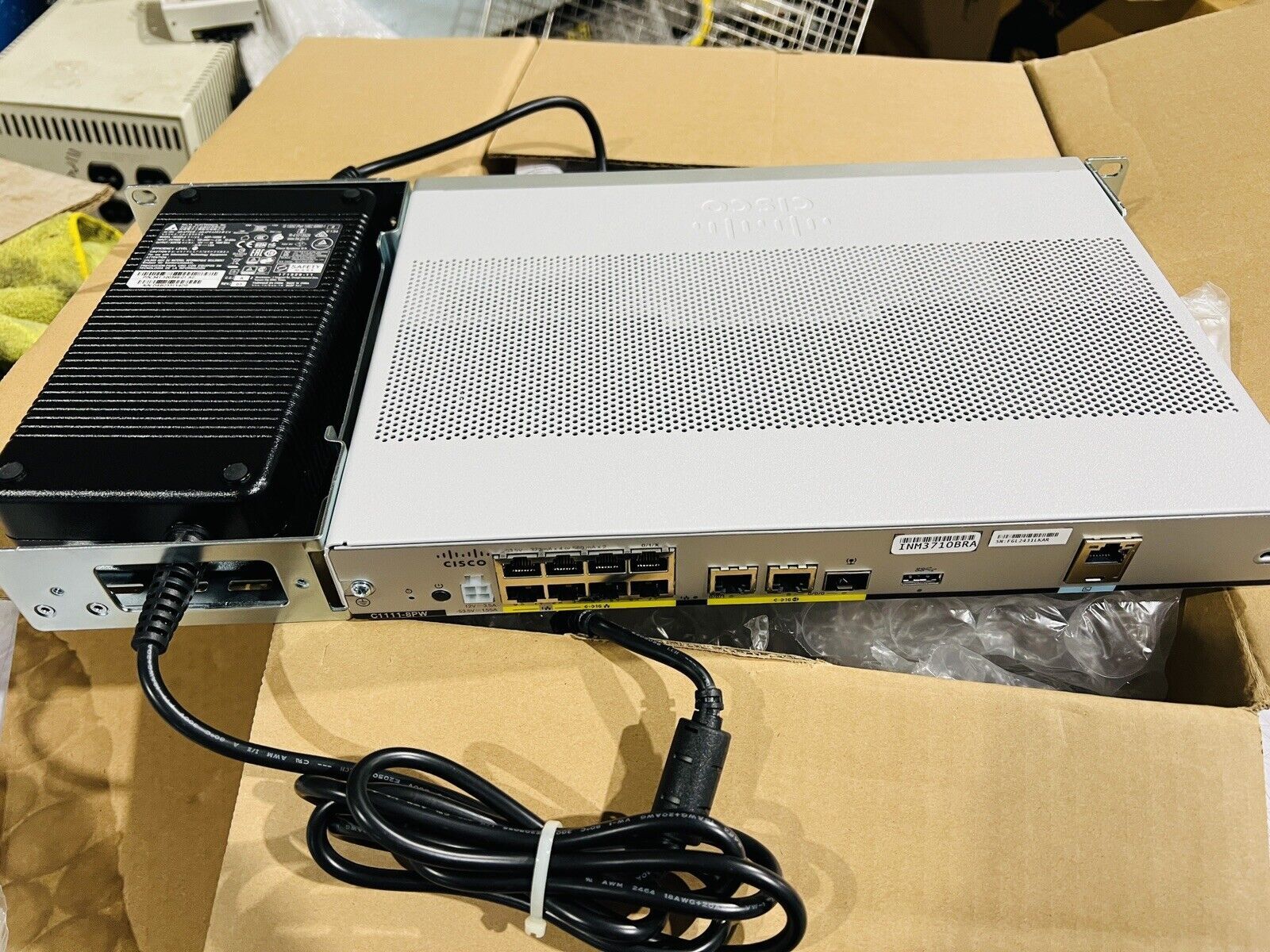 CISCO C1111-8PWB INM3710BRA ISR 1100 SERIES 8PW ADP-150BR B COVERED SN