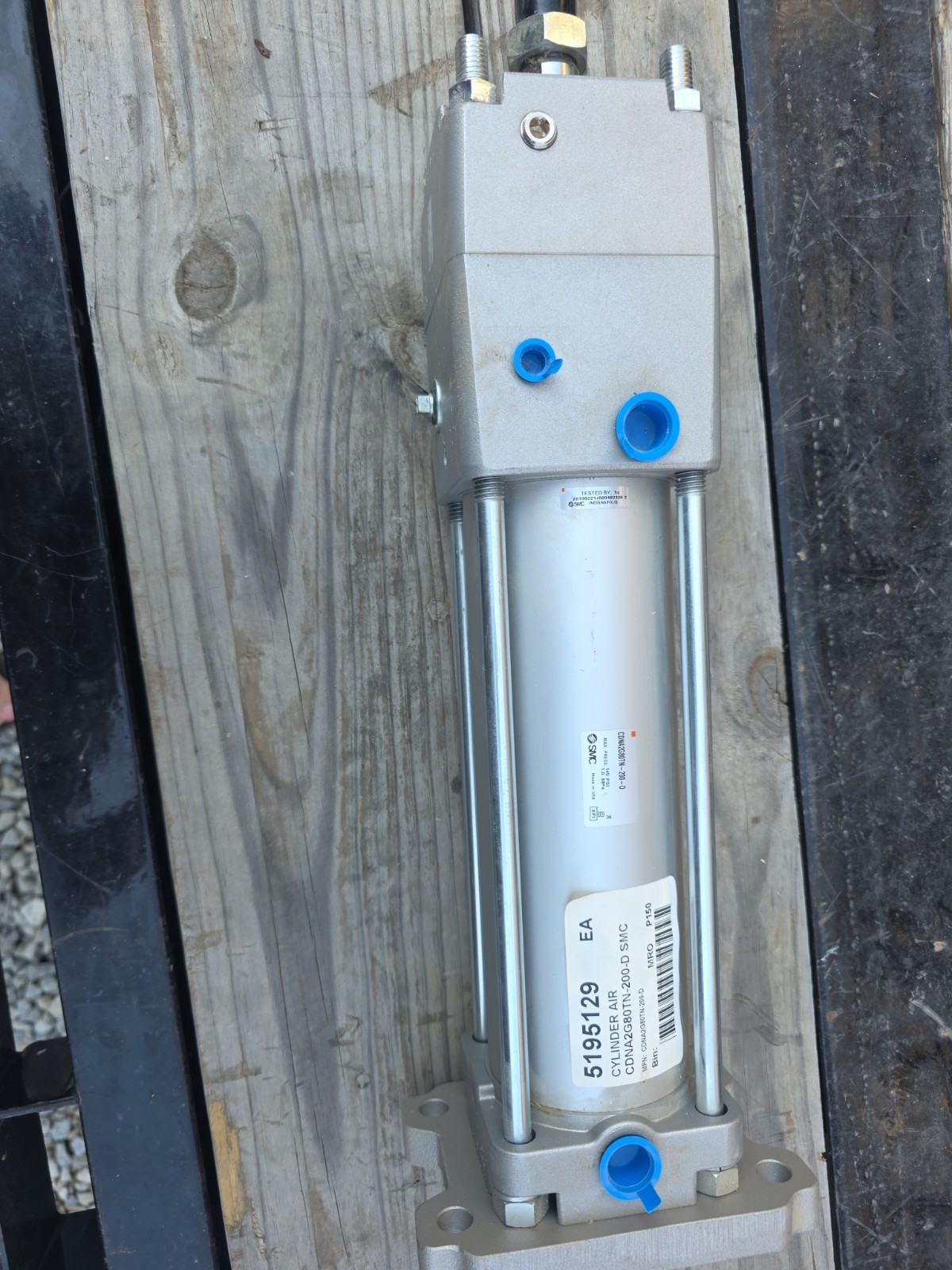 SMC CDNA2G80TN-200-D Power Lock Cylinder , Double Acting, Single Rod Cylinder