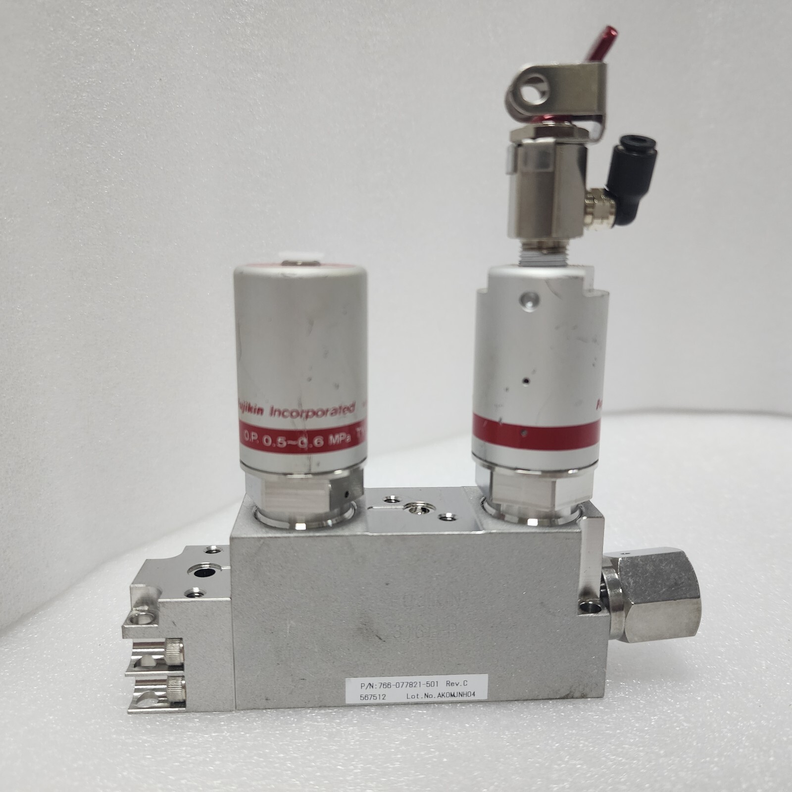 Lam 766-077821-501 Rev C, Fujikin 0.P. 0.5-0.6 MPa, Type NC Assy,Jp,_96973