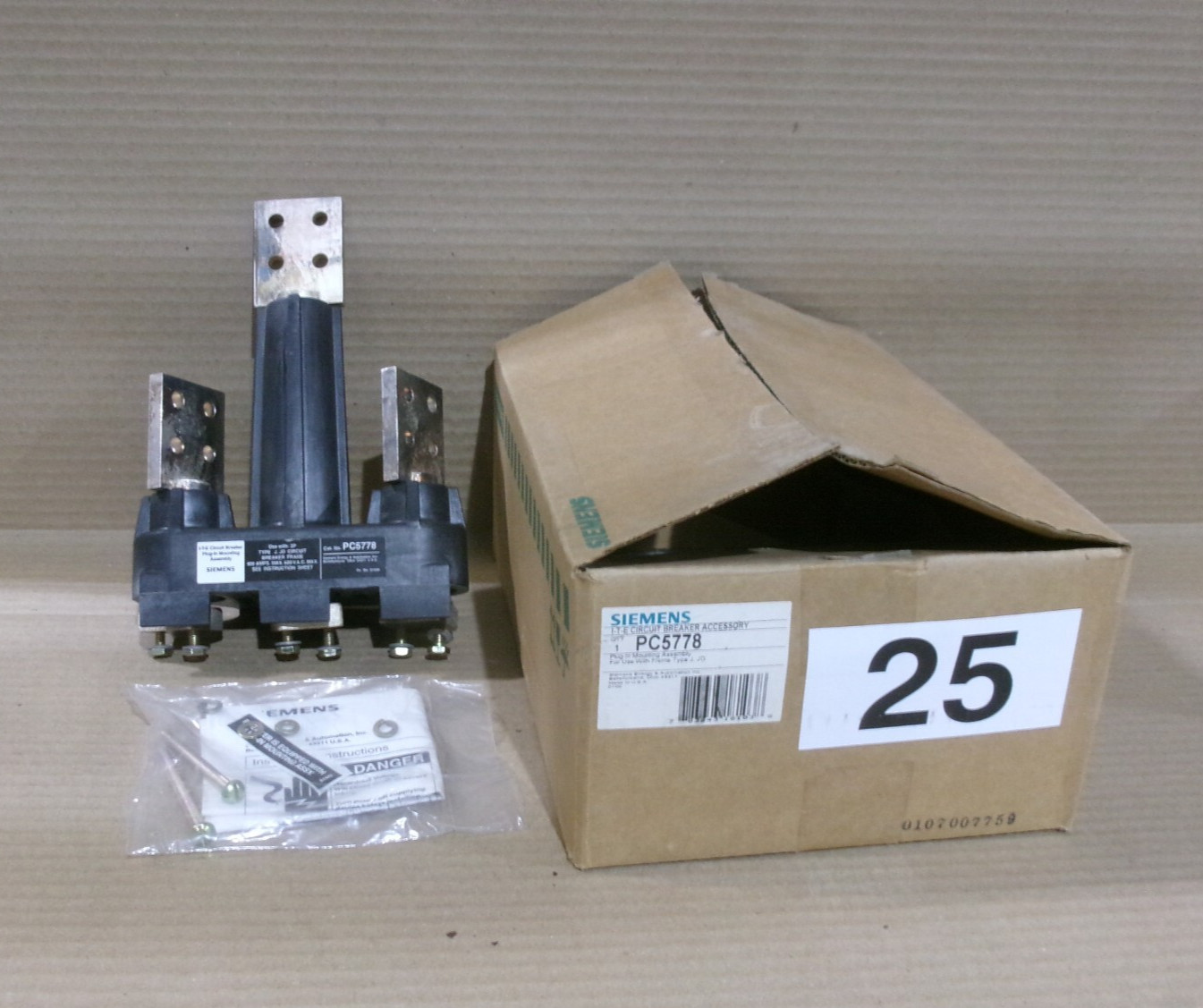 New Siemens PC5778 Plug-In Mounting Assembly For Frame Type J, JD AK