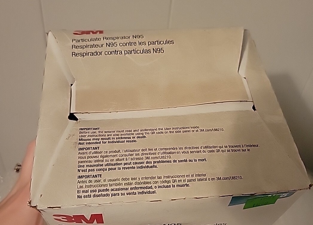 3M 8210 N95 Particulate Respirator, 20 Masks Per Box,