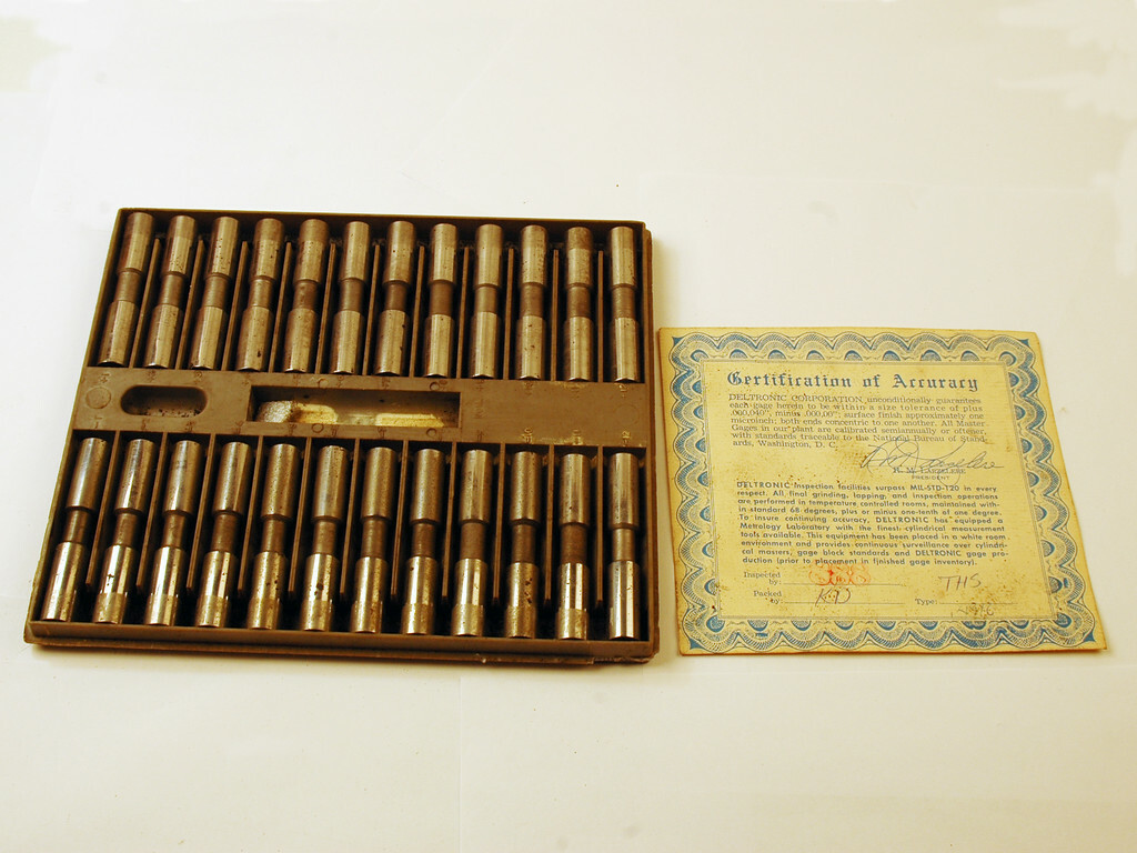 DELTRONIC PLUG GAGE SETS LOT OF 4-1/2 SETS ( A-1-TOP-7)