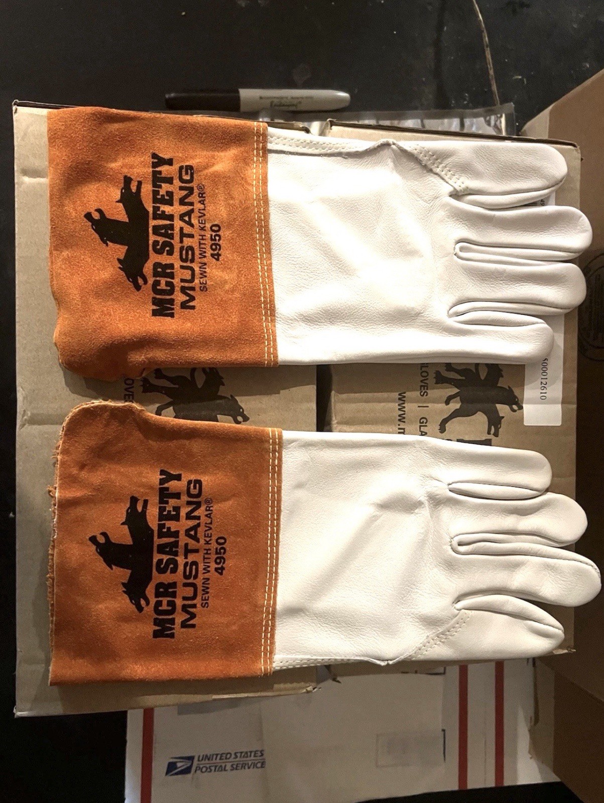 12 PAIRS NIB MCR 4950LB MUSTANG MIG/TIG WELDING GLOVES (1 Dozen )