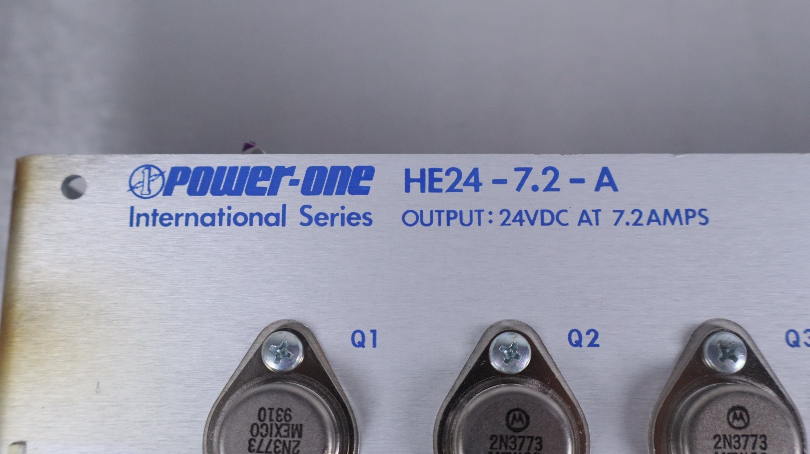 Power-One HE24-7.2A Linear DC Power Supply 24V 7.2A 173W