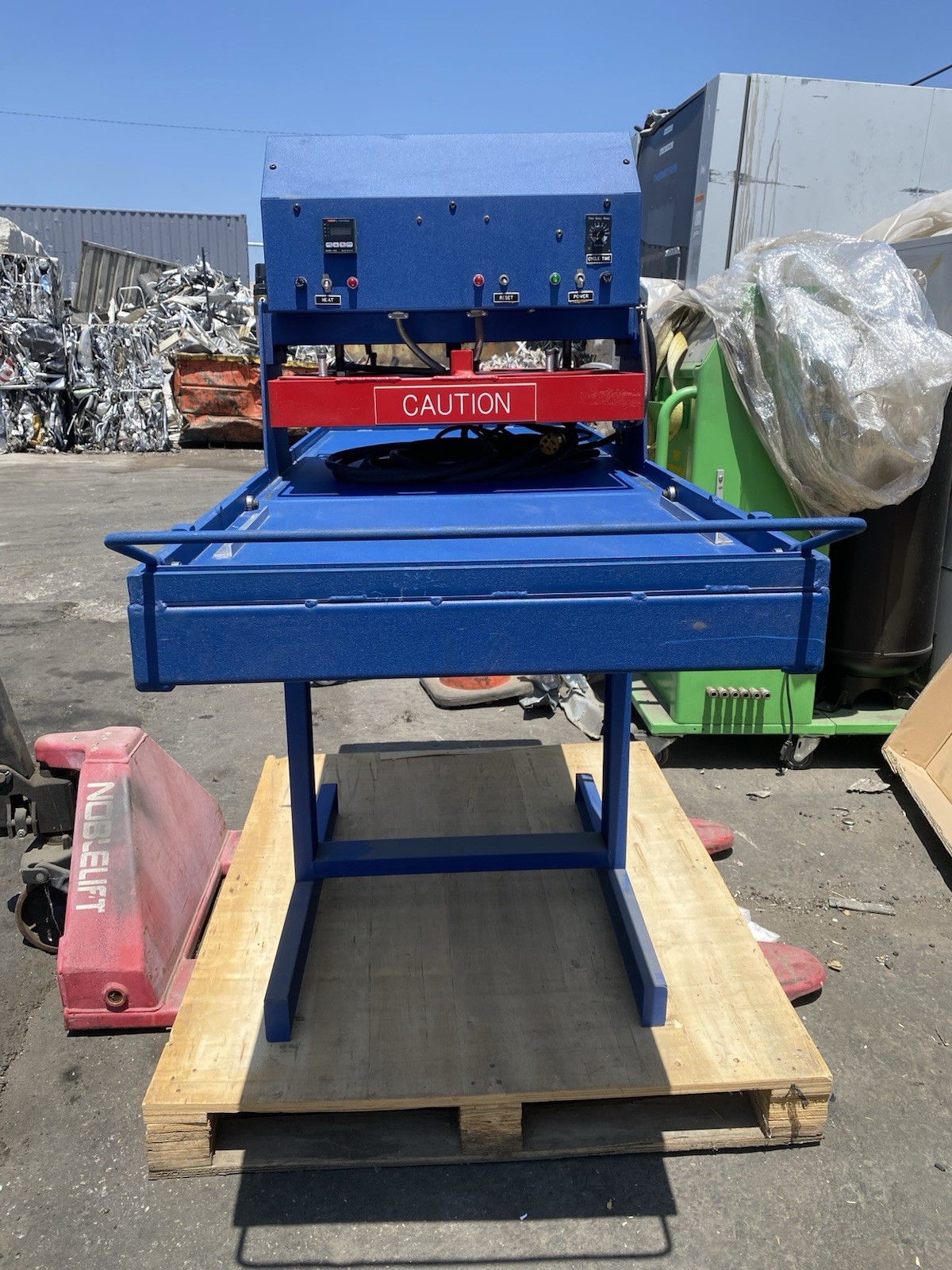 Commercial Dual Station Pneumatic Heat Press Geo Knight Style 110/120V 20A