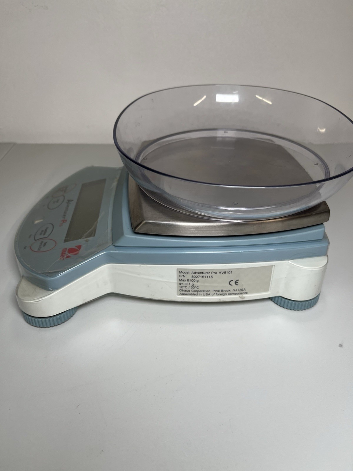 Ohaus Adventurer Pro AV8101 Precision Balance 8100g lab laboratory 100mg