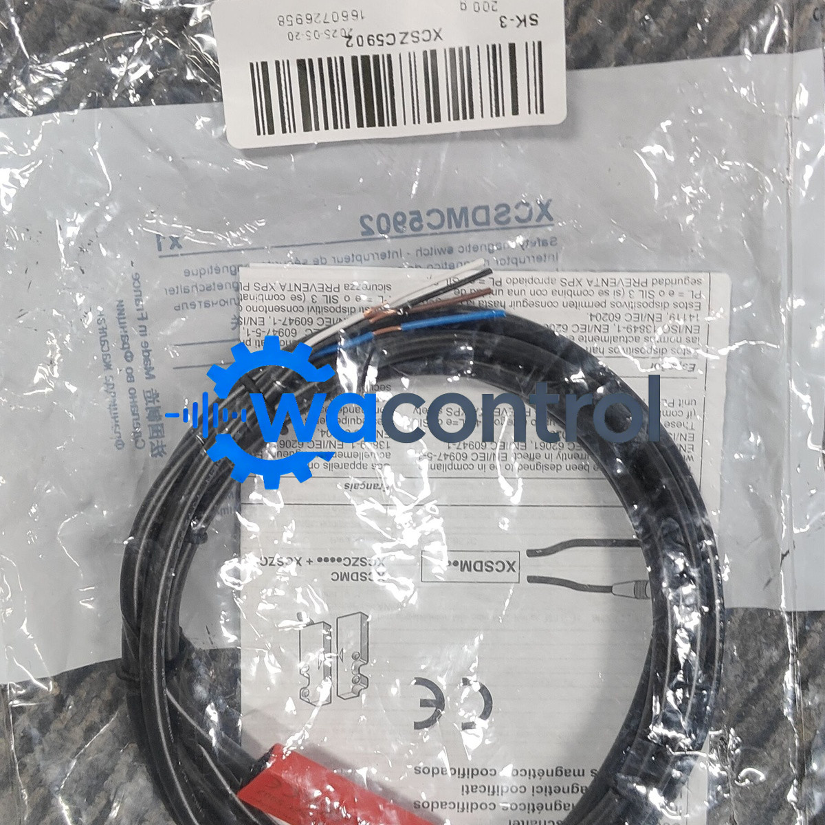 Factory Sealed Schneider XCSZC5902 Real US stock Fast shipping