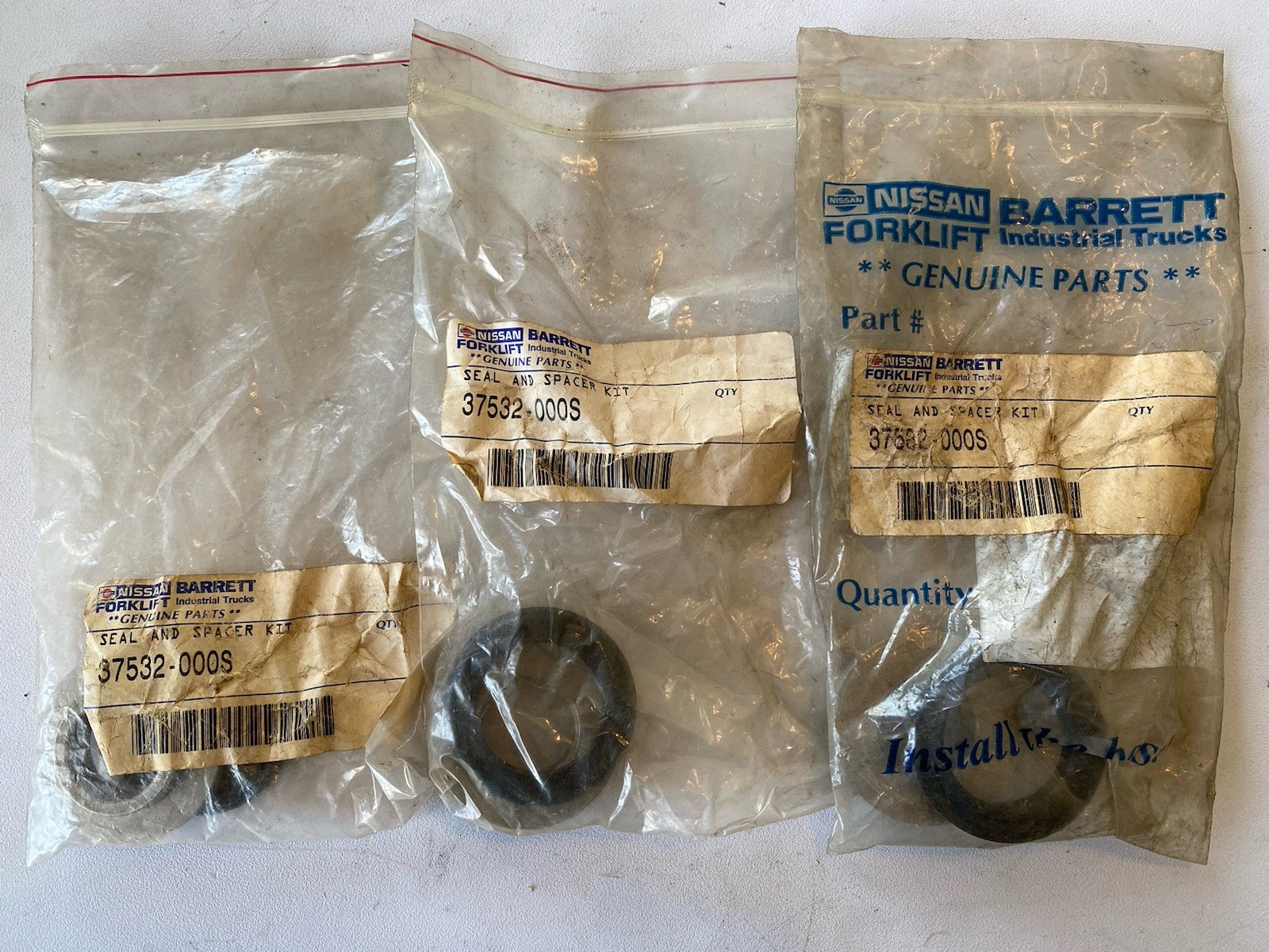 Lot Of 3 Nissan 37532-000S Barret Seal And Spacer Kit 37532000S