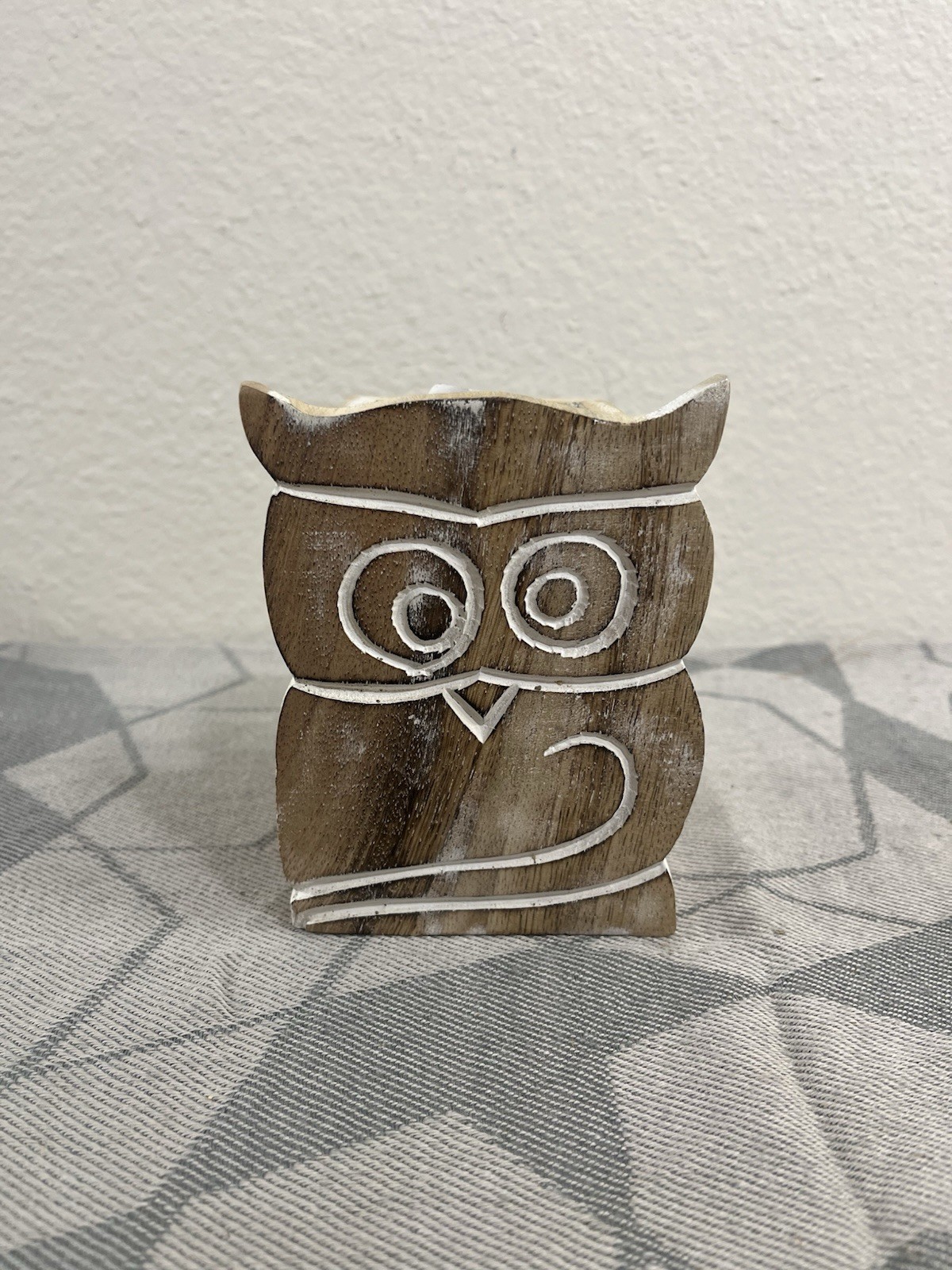 Owl Design Rustic Wood Pencil/Pen/Eyeglass Holder Desk Sitter