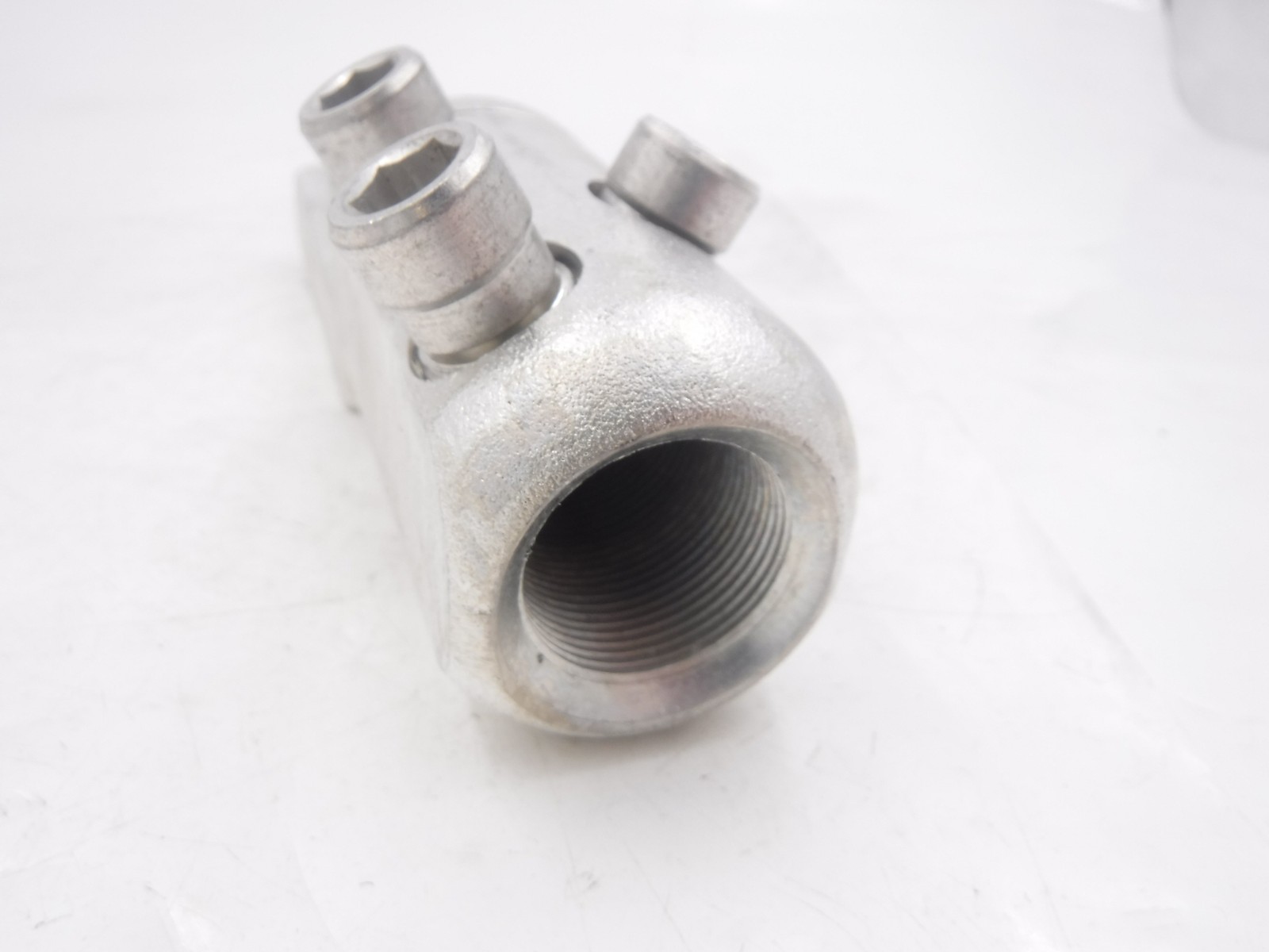 Burndy 2 hole 600-750kcmil Qikshear Shear Bolt Lug KASB39U2N