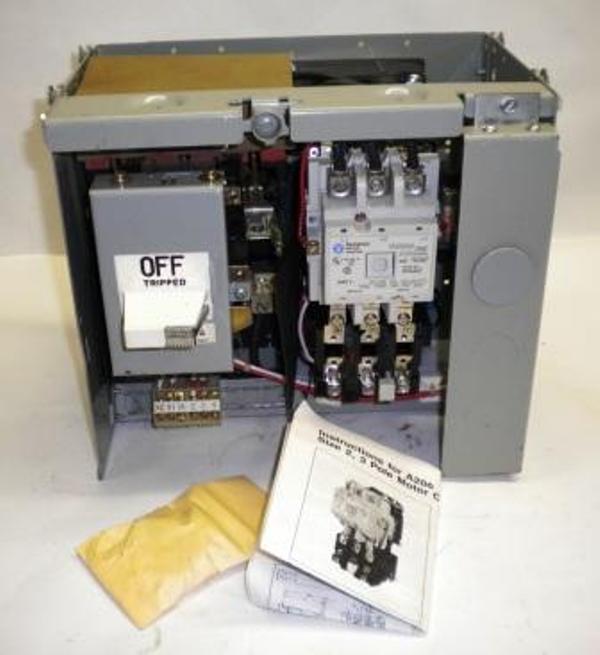 WESTINGHOUSE MOTOR CONTROL SWITCH A200M2CAC ENCLOSURE