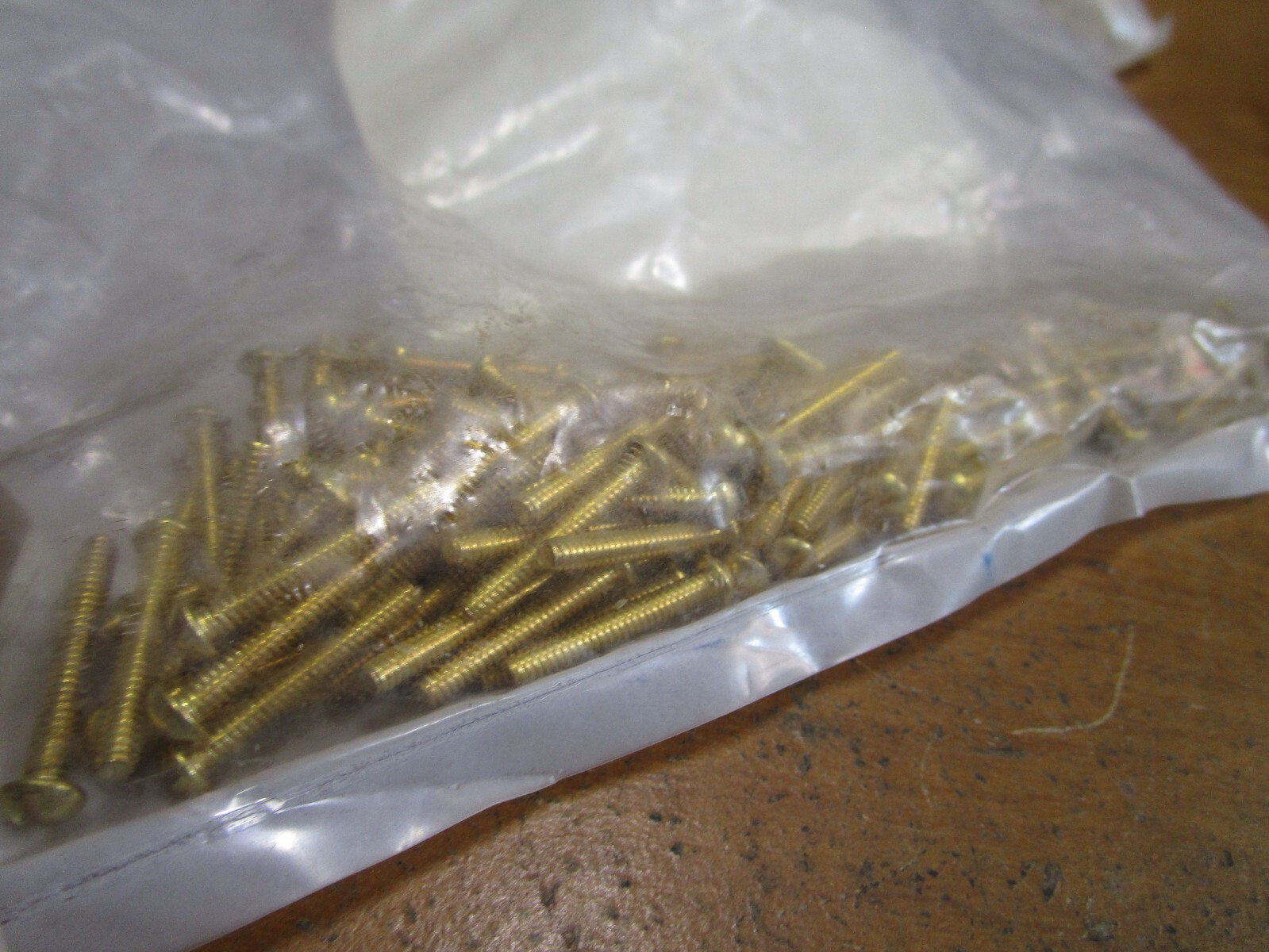 #4-40 x 3/4″ Slotted Drive Round Head Brass Machine Screw QTY 100