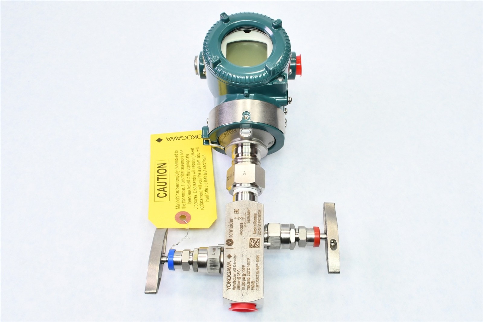 NEW Yokogawa Pressure Transmitter EJX530A w/ C13ST Valve Manifold