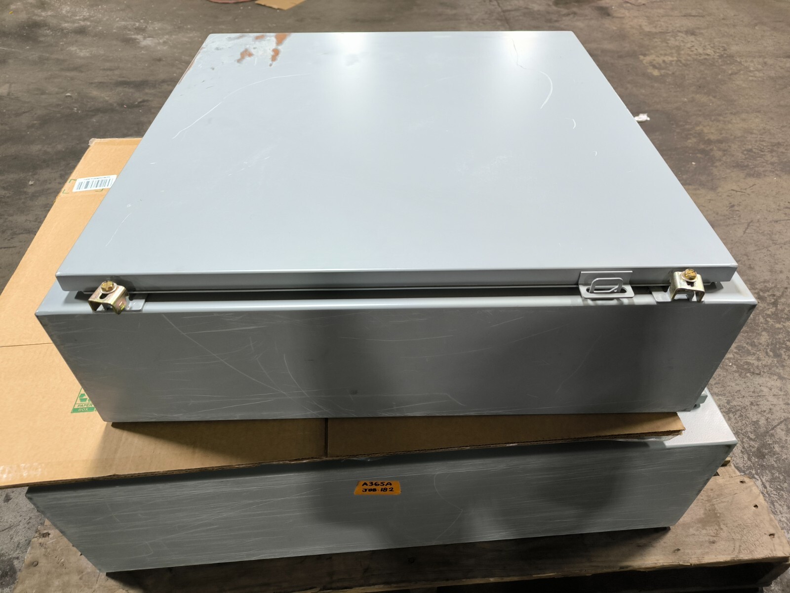 Hoffman A303008LP Industrial Control Panel Enclosure Type 12 13 Rainproof 30″