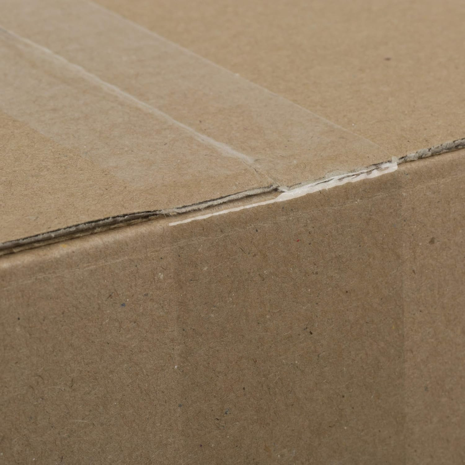 Duck Brand Clear Packing Tape 4 Rolls 400 Yards Ideal for Shipping and Moving