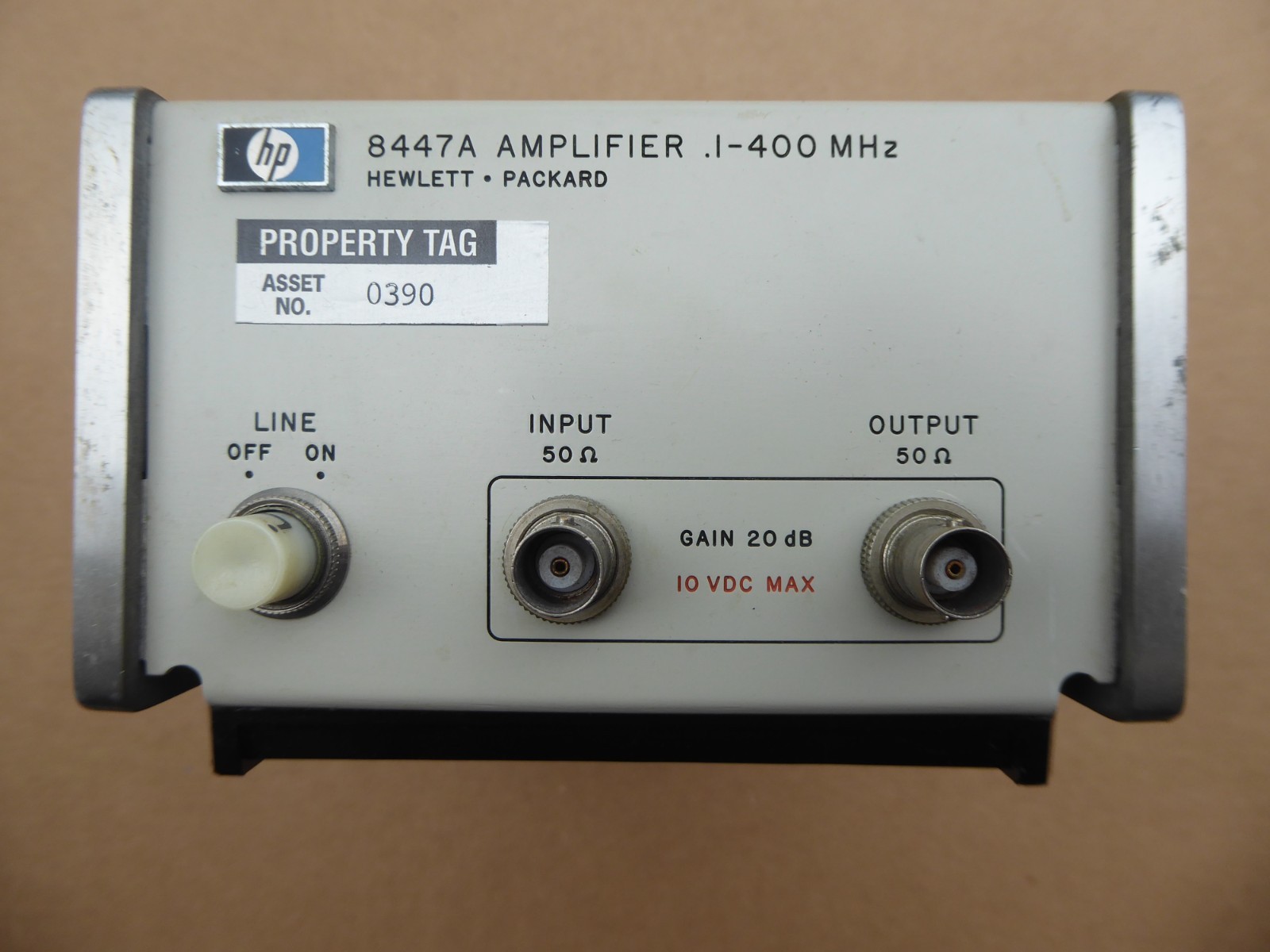 Hewlett-Packard 8447A Broadband Low-Noise RF Amplifier 0.1 – 400 MHz, HP, Amp