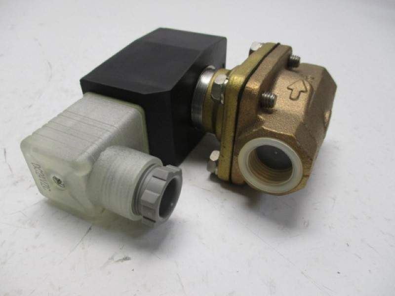 CKD ADK11-15A SOLENOID VALVE 24VDC NSNP