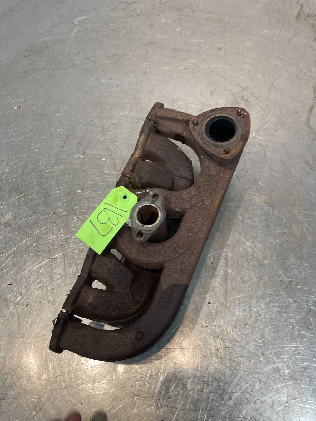 1978 Massey Ferguson MF 230 Gas Tractor Exhaust Manifold Z145