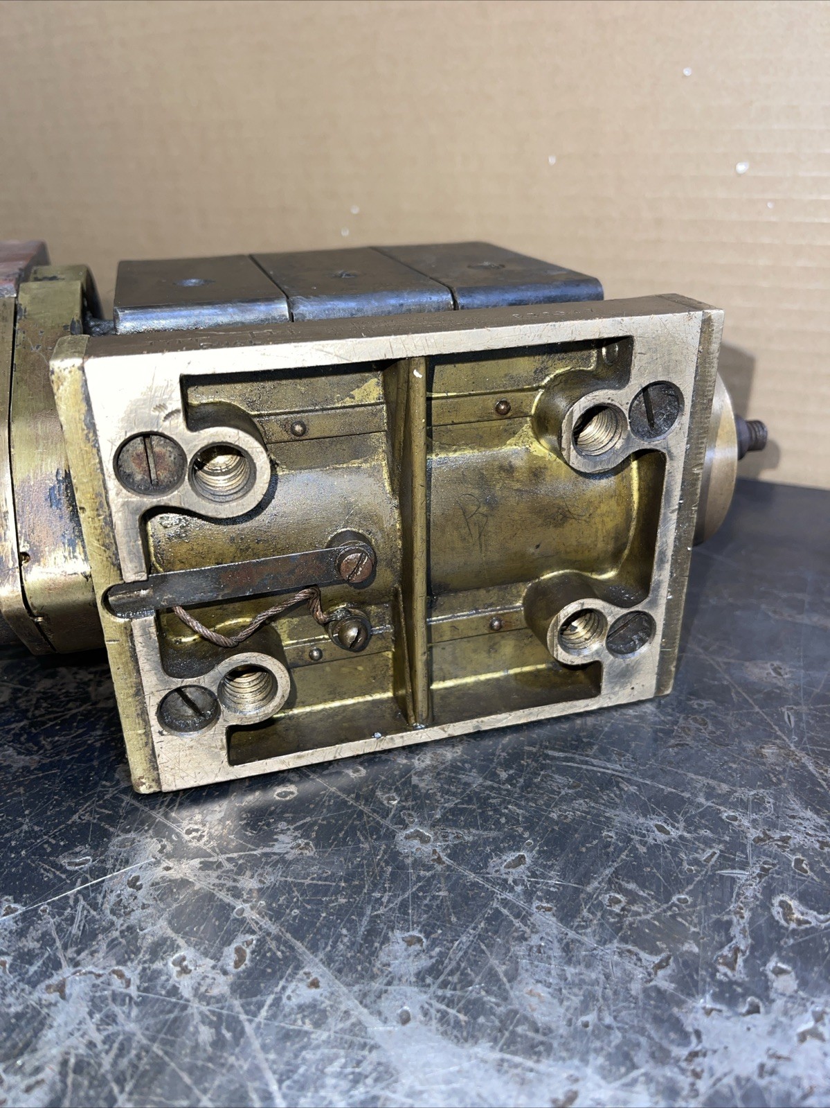 Antique Bosch Type D4 Dual Magneto Automobile Tractor Truck Parts